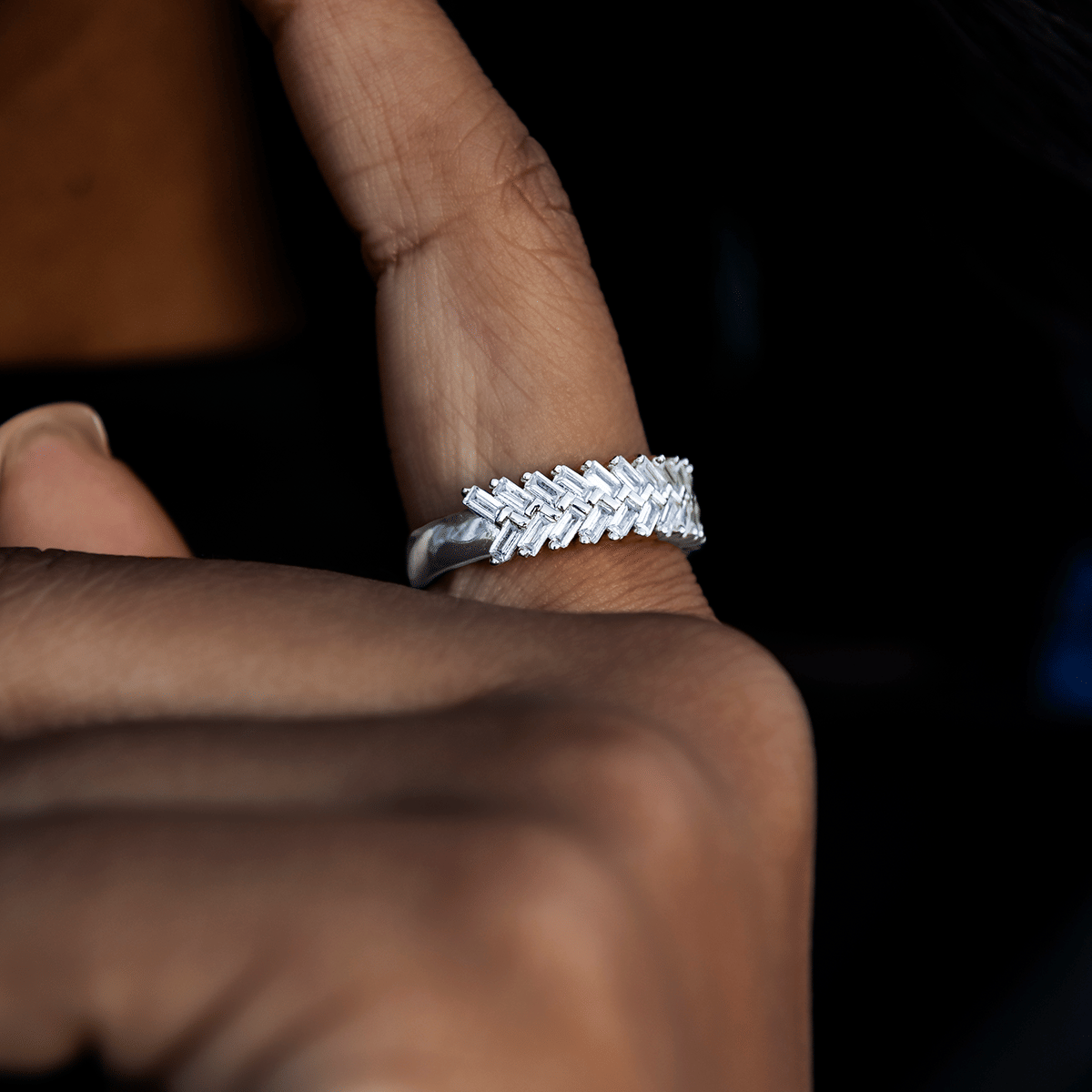 GLD PROMO - WOMEN Diamond Baguette Herringbone Ring in White Gold Vermeil