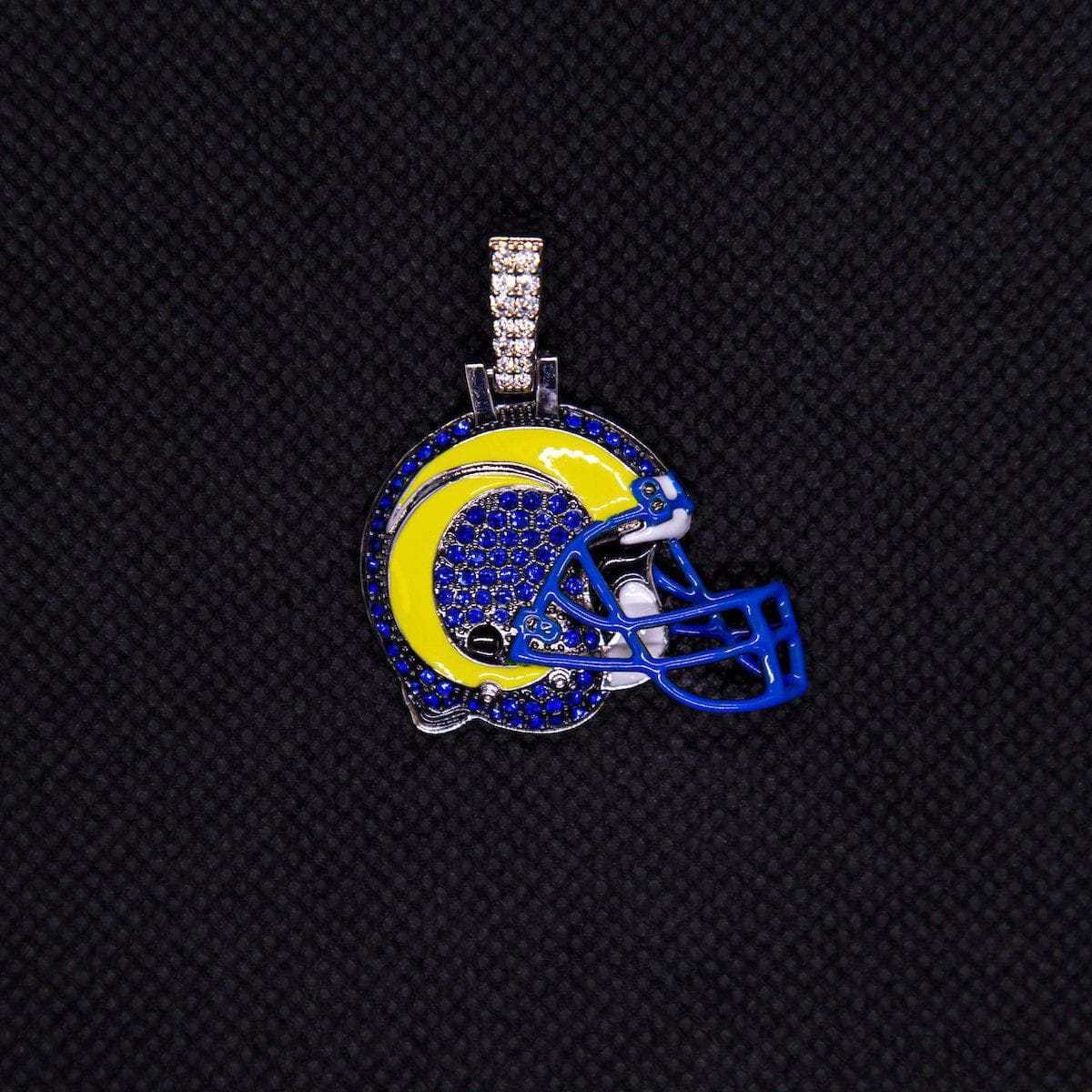 GLD PROMO Los Angeles Rams Official NFL Helmet Pendant