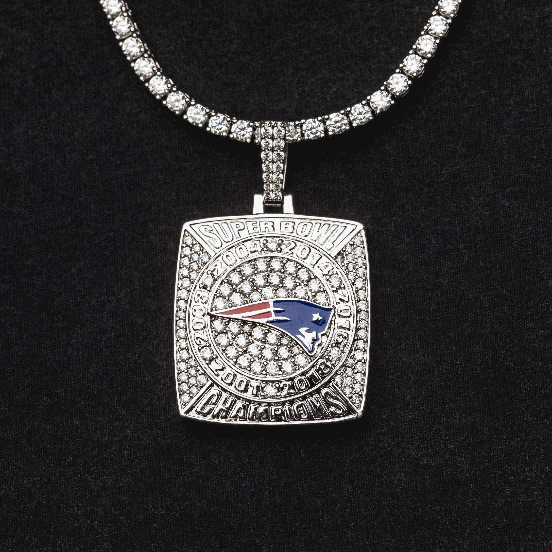 GLD PROMO New England Patriots Championship Pendant - White Gold