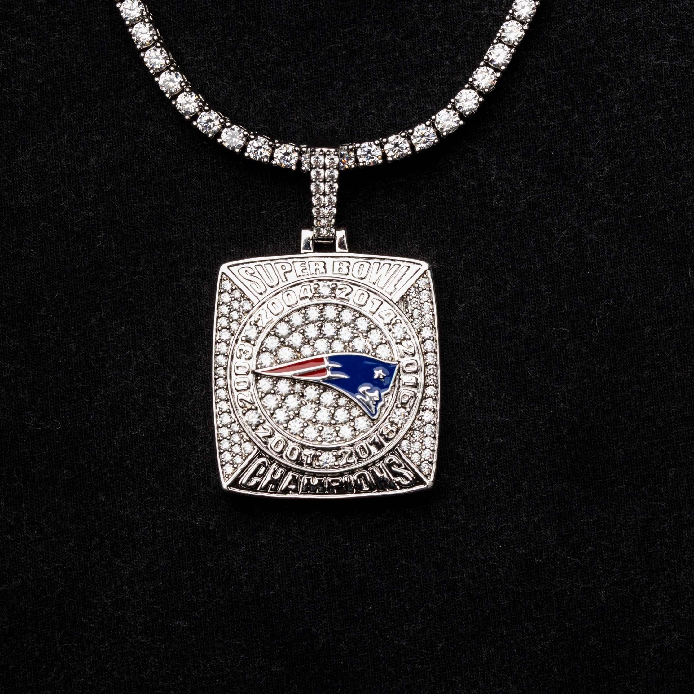 GLD PROMO New England Patriots Championship Pendant - White Gold
