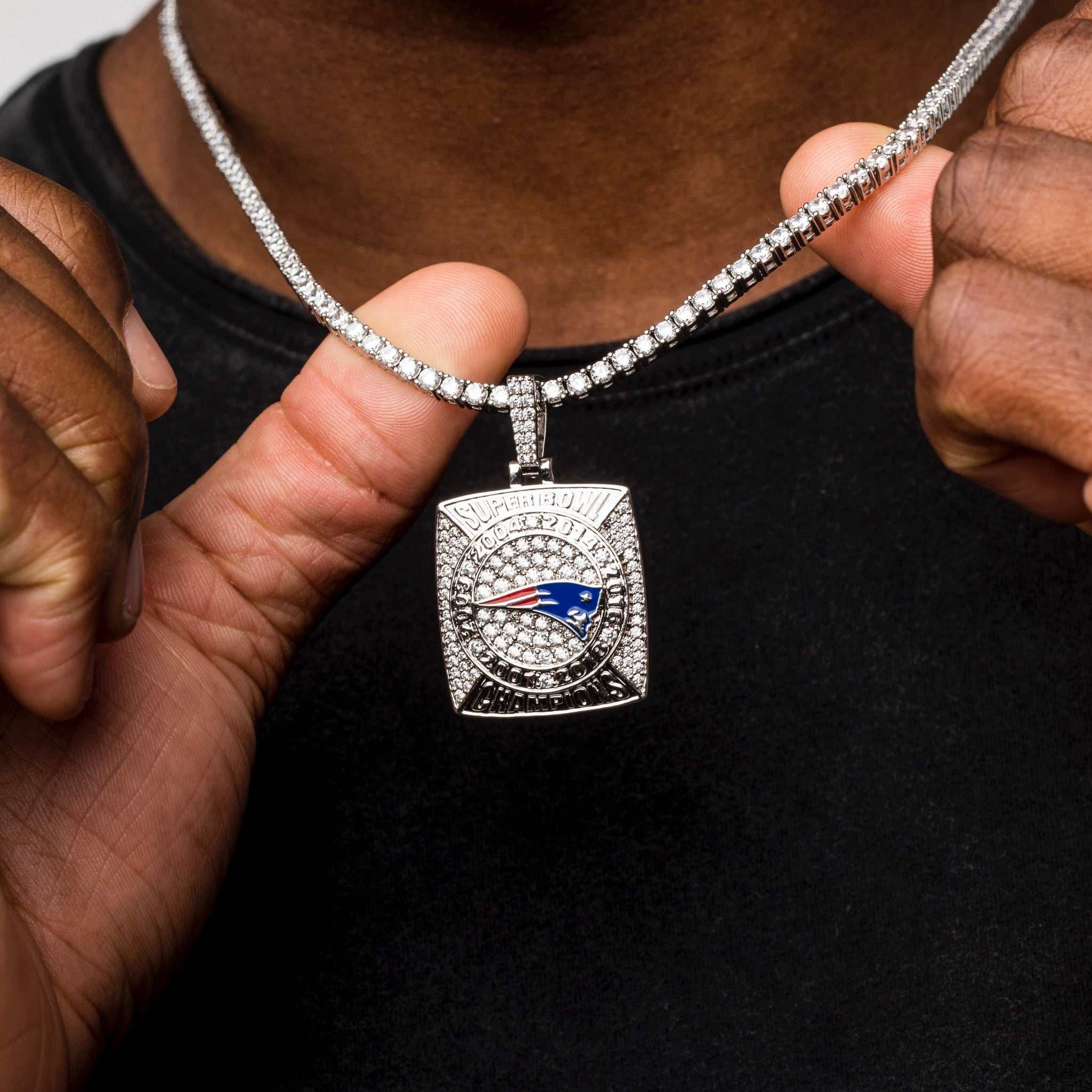GLD PROMO New England Patriots Championship Pendant - White Gold