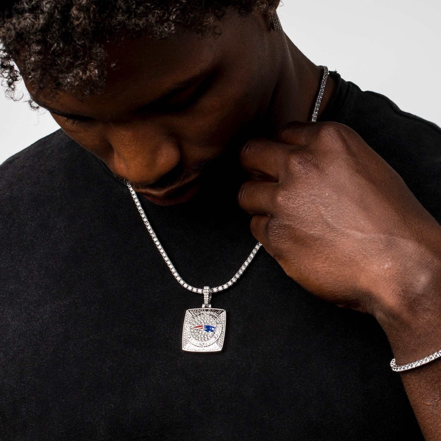 GLD PROMO New England Patriots Championship Pendant - White Gold