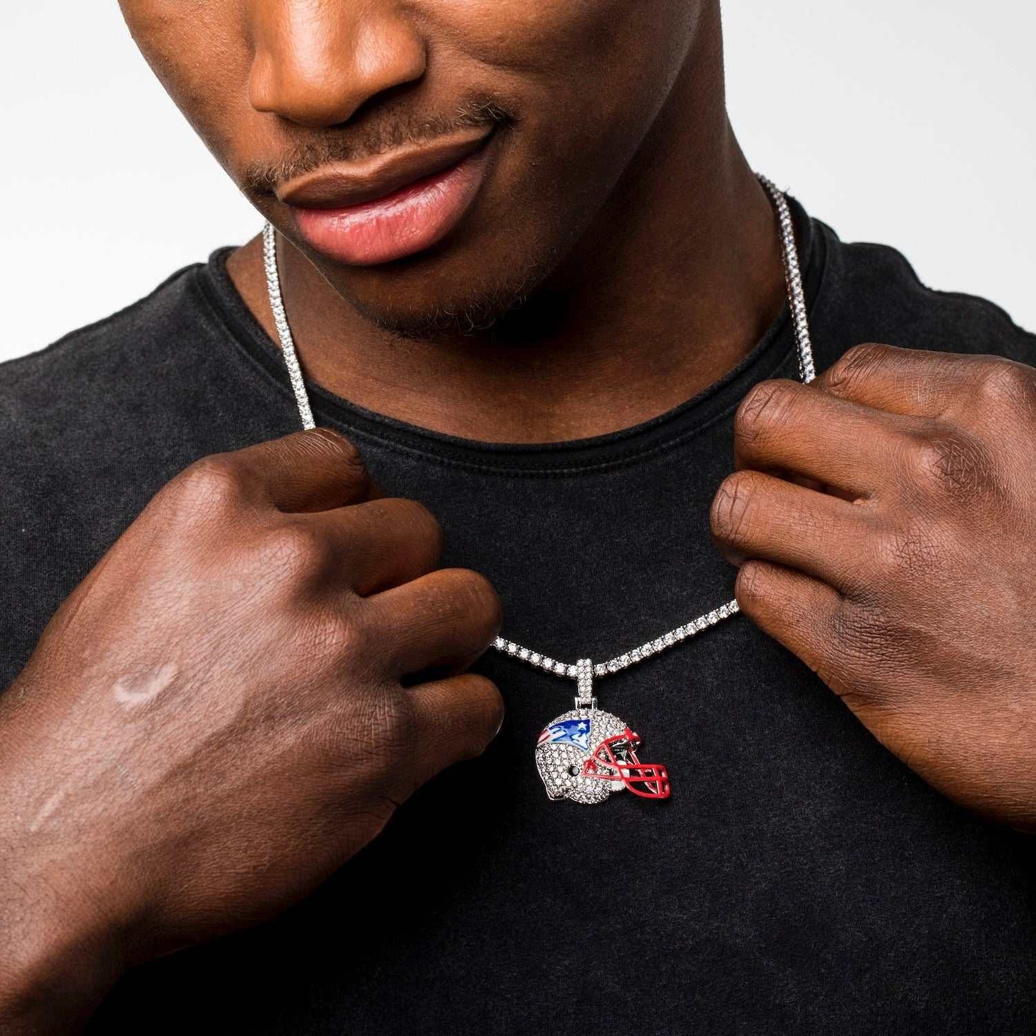 GLD PROMO New England Patriots Official NFL Helmet Pendant