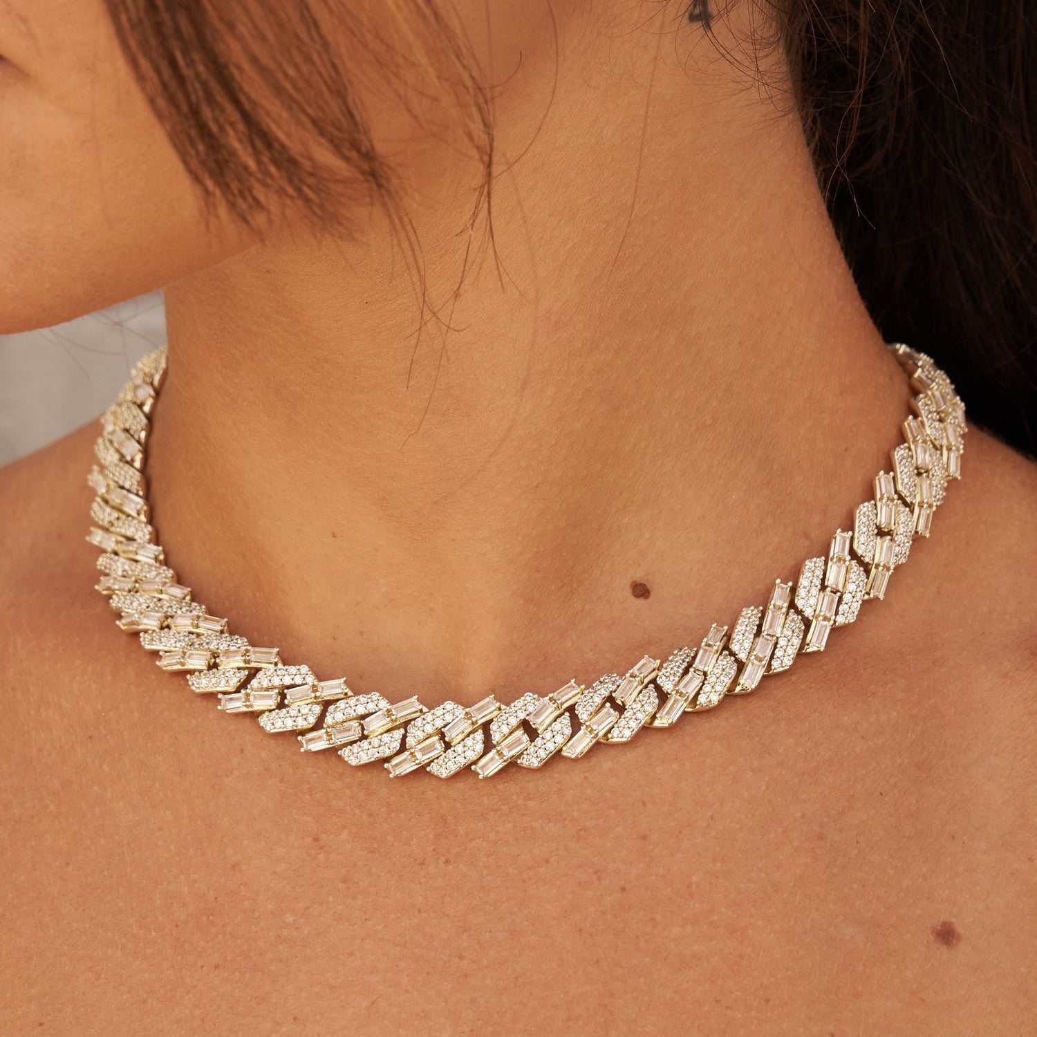 GLD PROMO - WOMEN 12 mm Mixed Stone Diamond Cuban Necklace - Yellow Gold