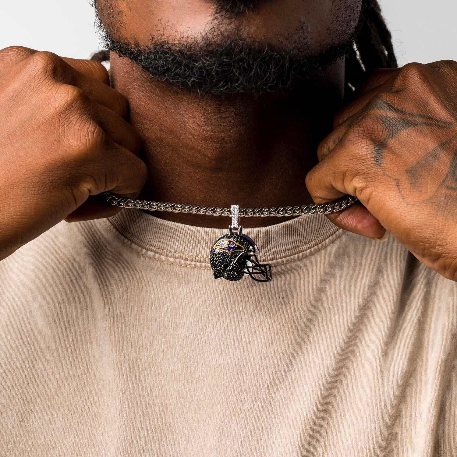 GLD PROMO Baltimore Ravens Official NFL Helmet Pendant