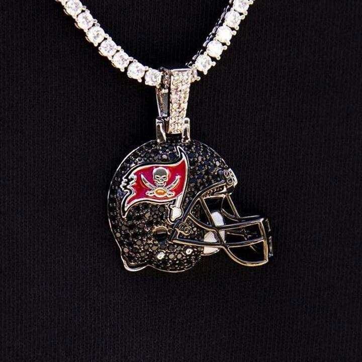 GLD PROMO Tampa Bay Buccaneers Official NFL Helmet Pendant