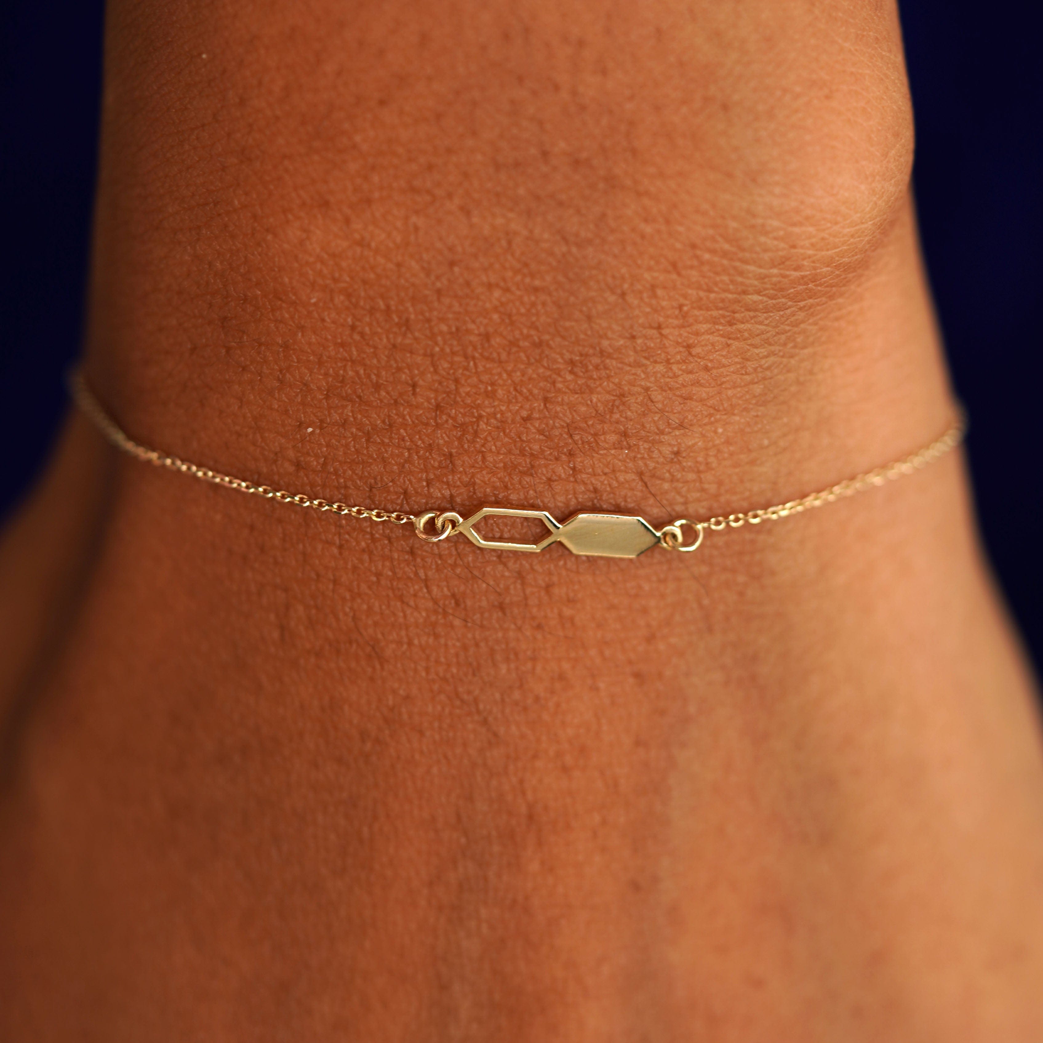 Automic Gold Studio Tanlah Cable Bracelet