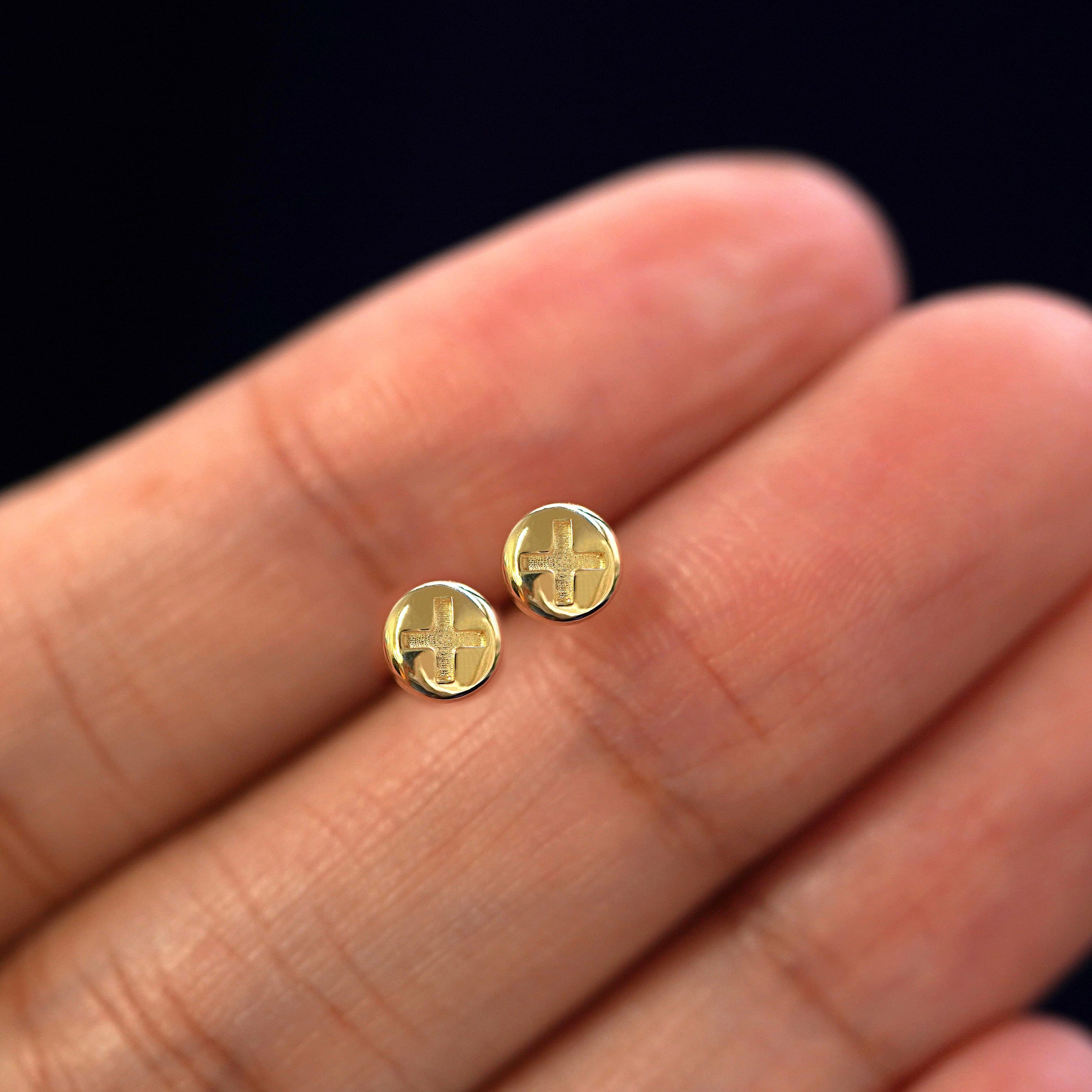 Automic Gold Studio Screw Earring