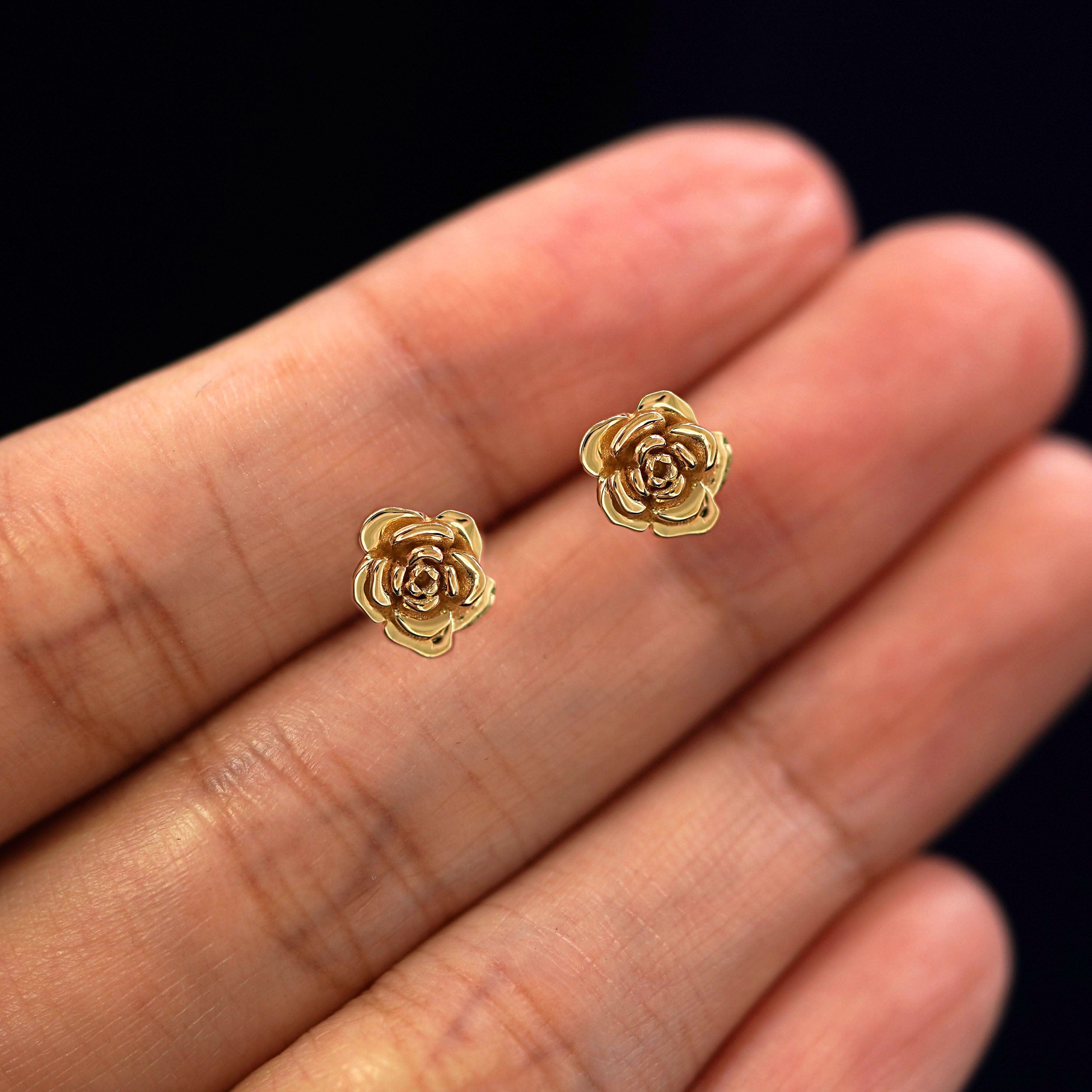 Automic Gold Studio Rose Earring