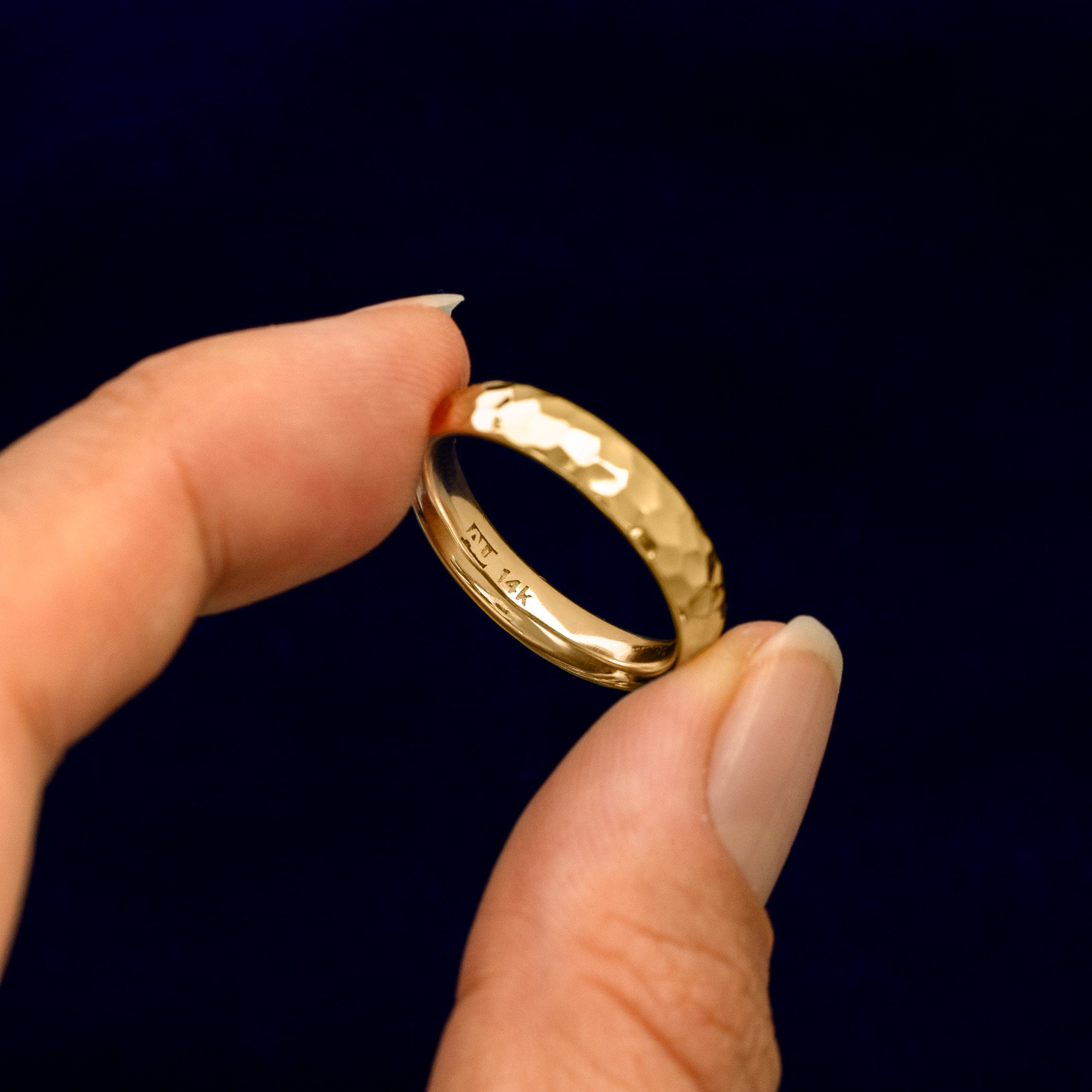 Automic Gold Studio Curvy Hammered Band