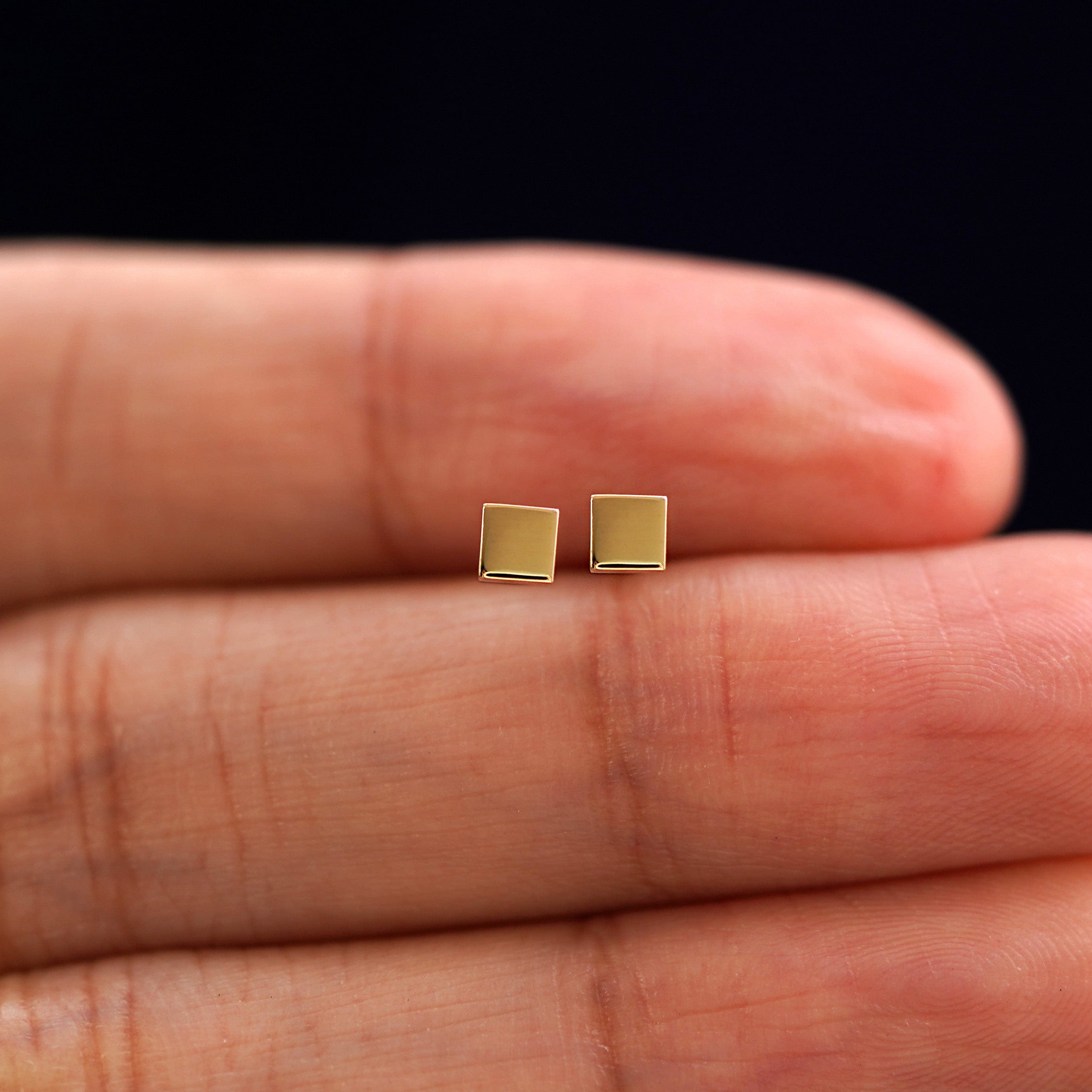 Automic Gold Studio Square Earring