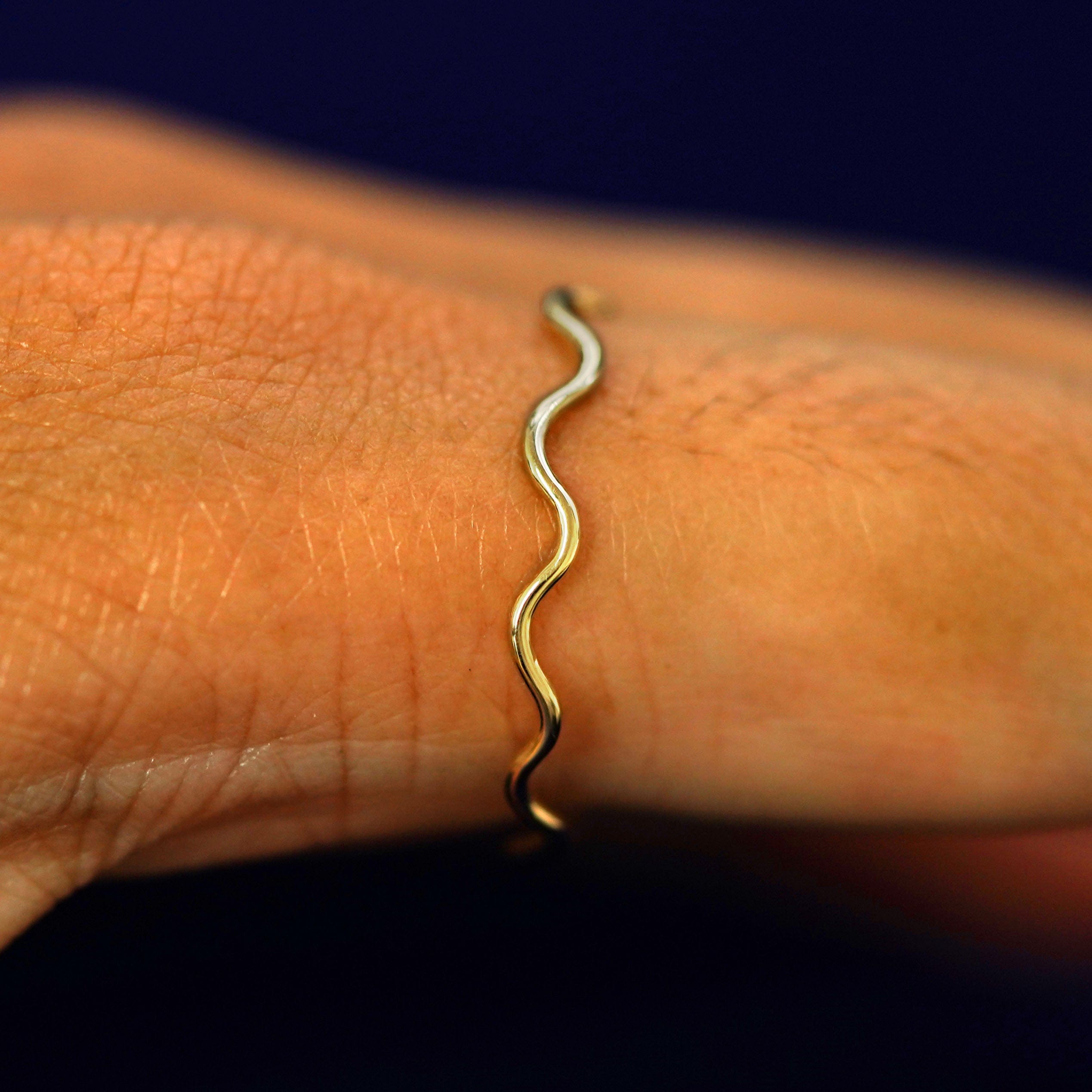 Automic Gold Studio Wave Ring