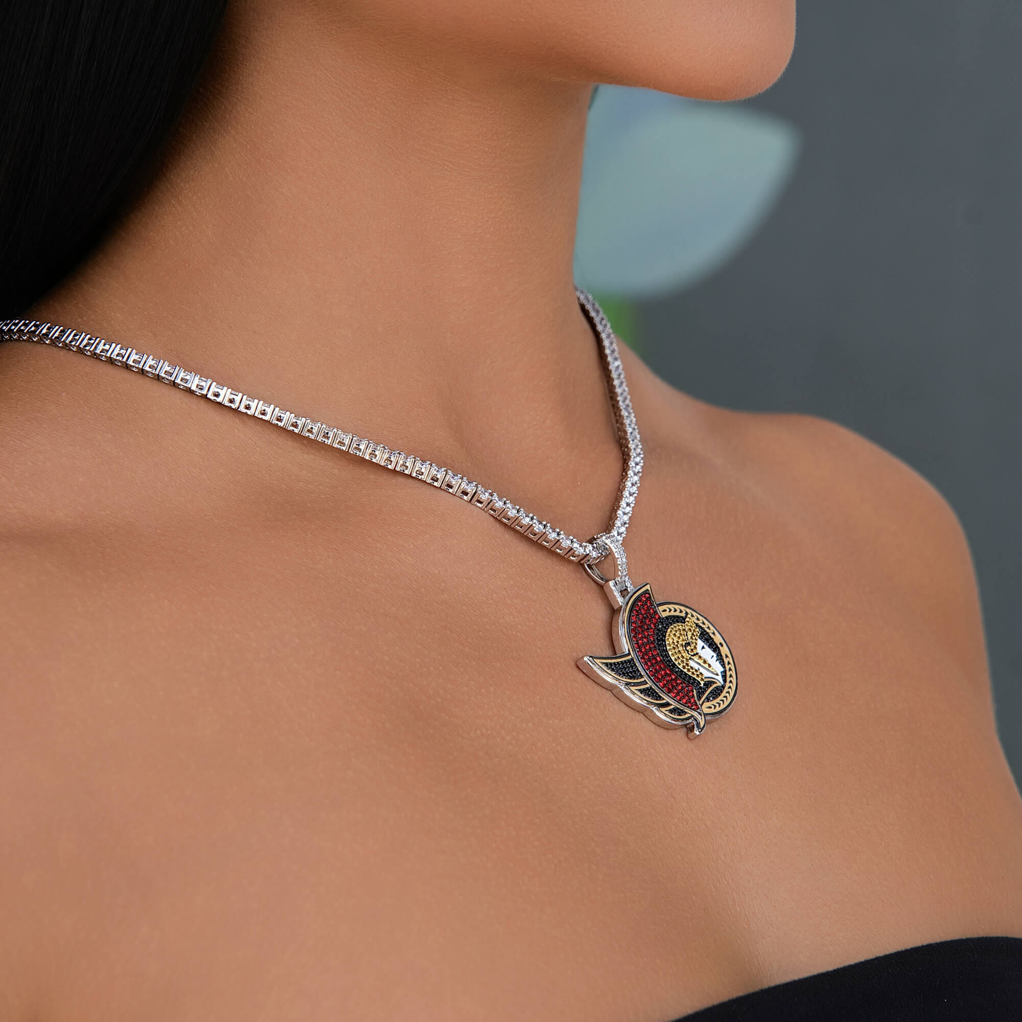 GLD Women Ottawa Senators Official NHL Logo Pendant in White Gold