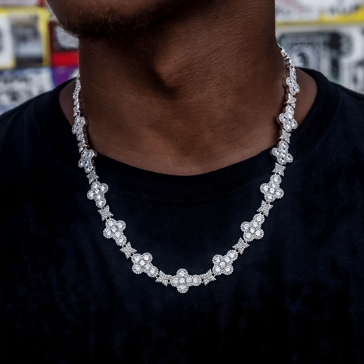GLD PROMO Rounded Cross Pave Star Chain