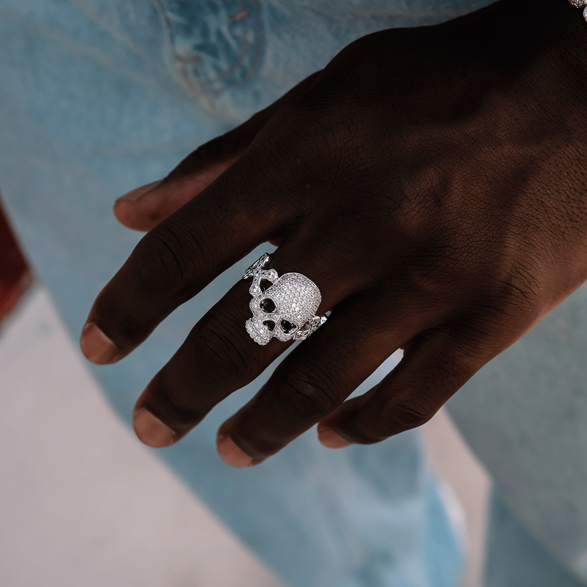 GLD PROMO Pave Skull Ring in White Gold Vermeil