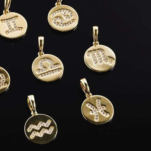 GLD PROMO - WOMEN Scorpio Micro Coin Pendant
