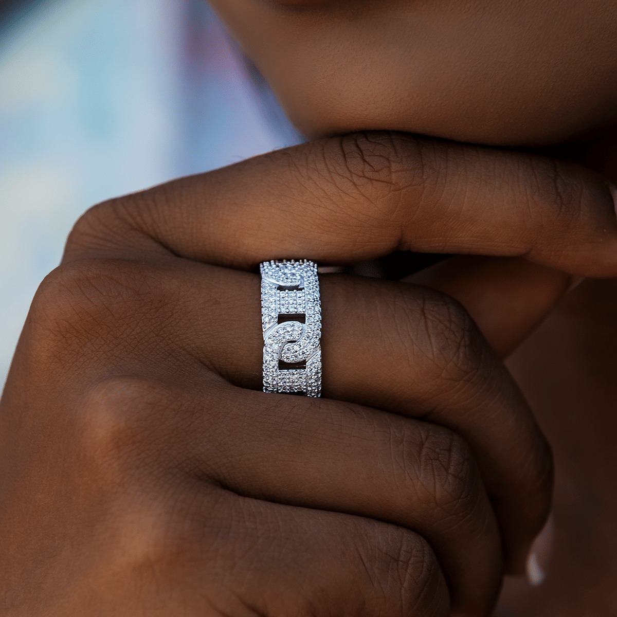 GLD PROMO - WOMEN Flat Pavé Valentina Ring in White Gold Vermeil