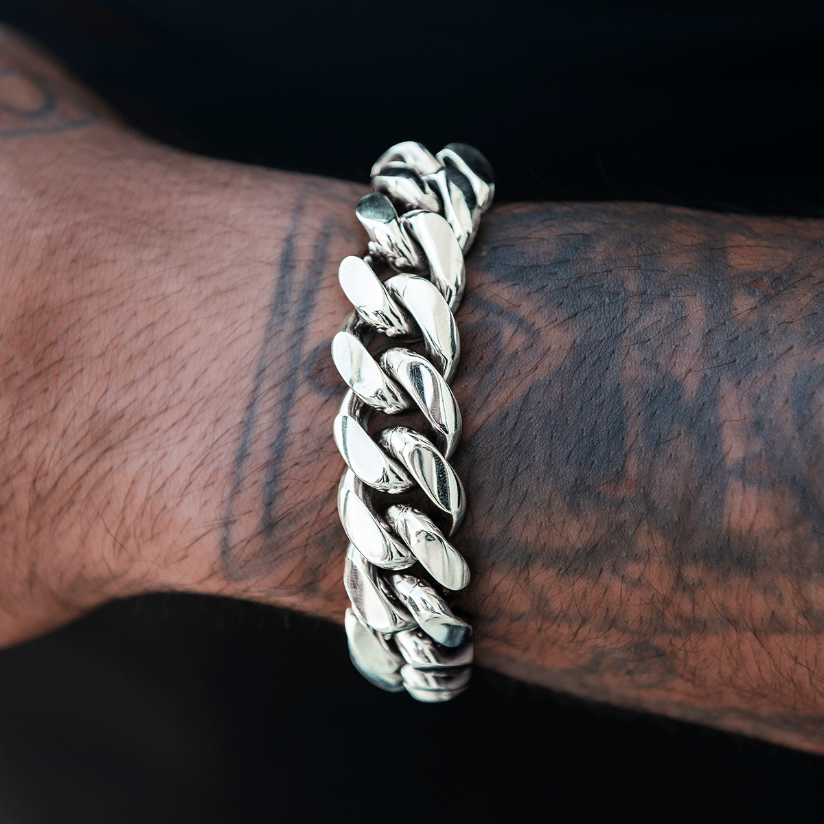 GLD PROMO Signature Cuban Link Bracelet in White Gold - 19 mm