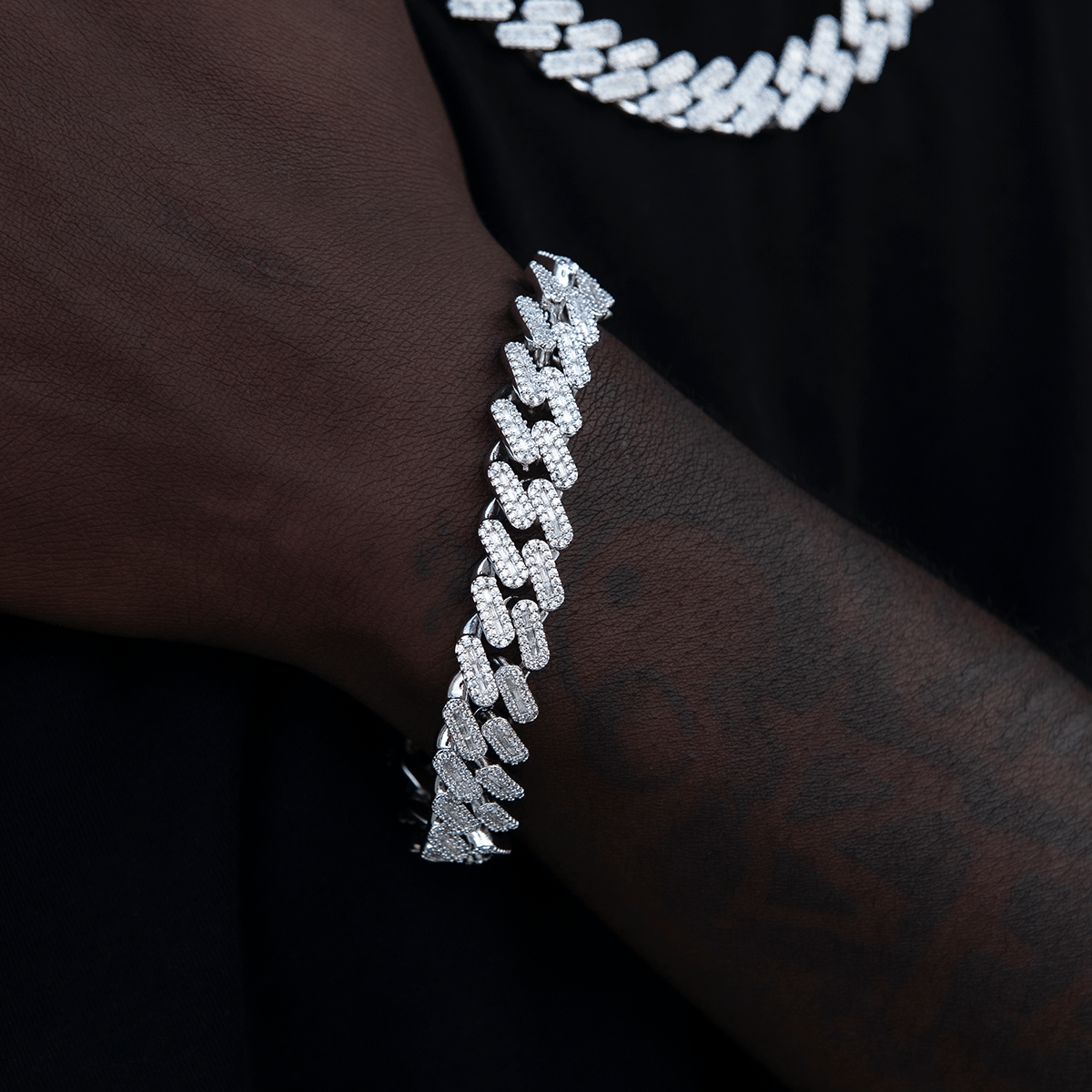 GLD PROMO Diamond Baguette Cuban Bracelet in White Gold - 12 mm