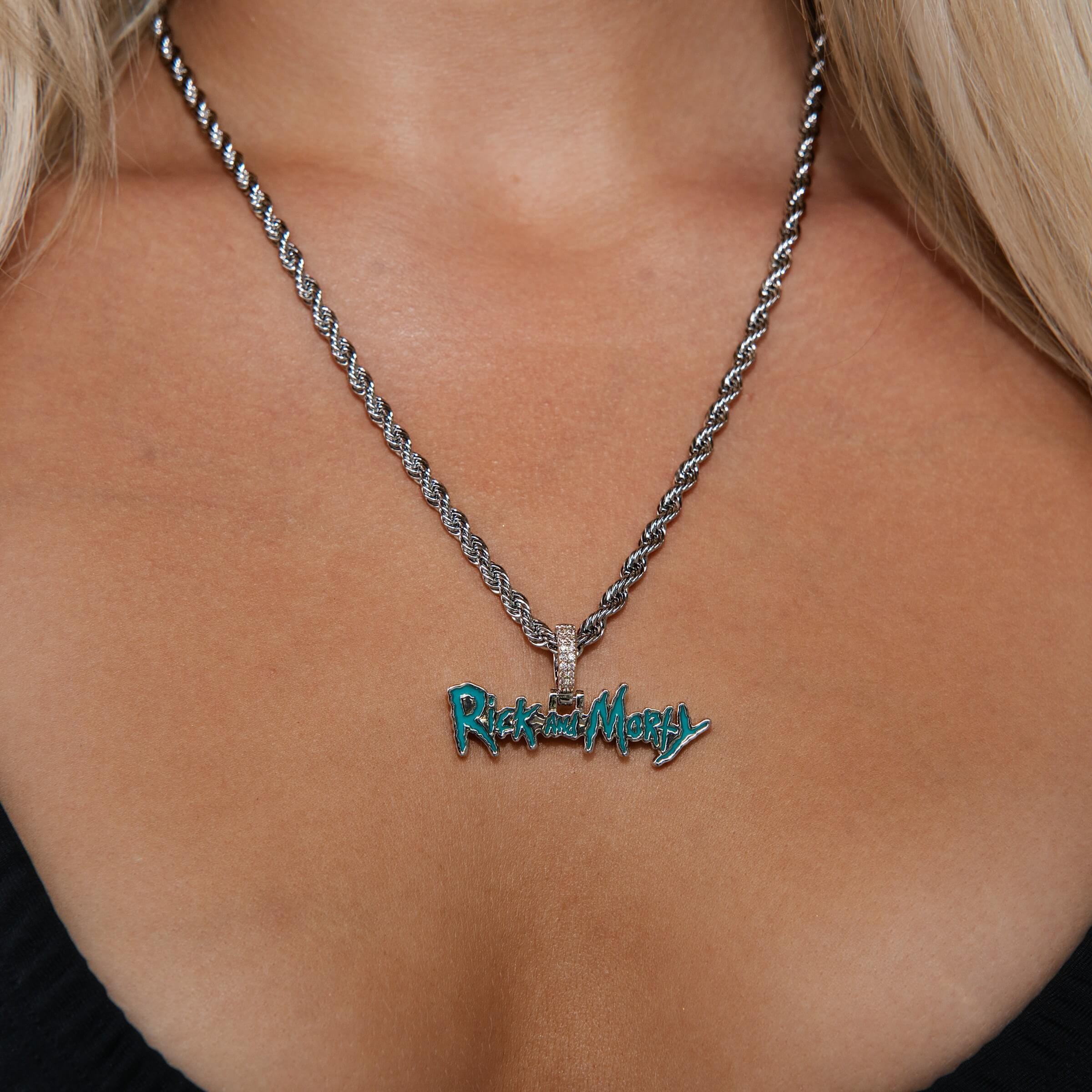 GLD Women Rick & Morty Official Warner Bros. Pendant in White Gold