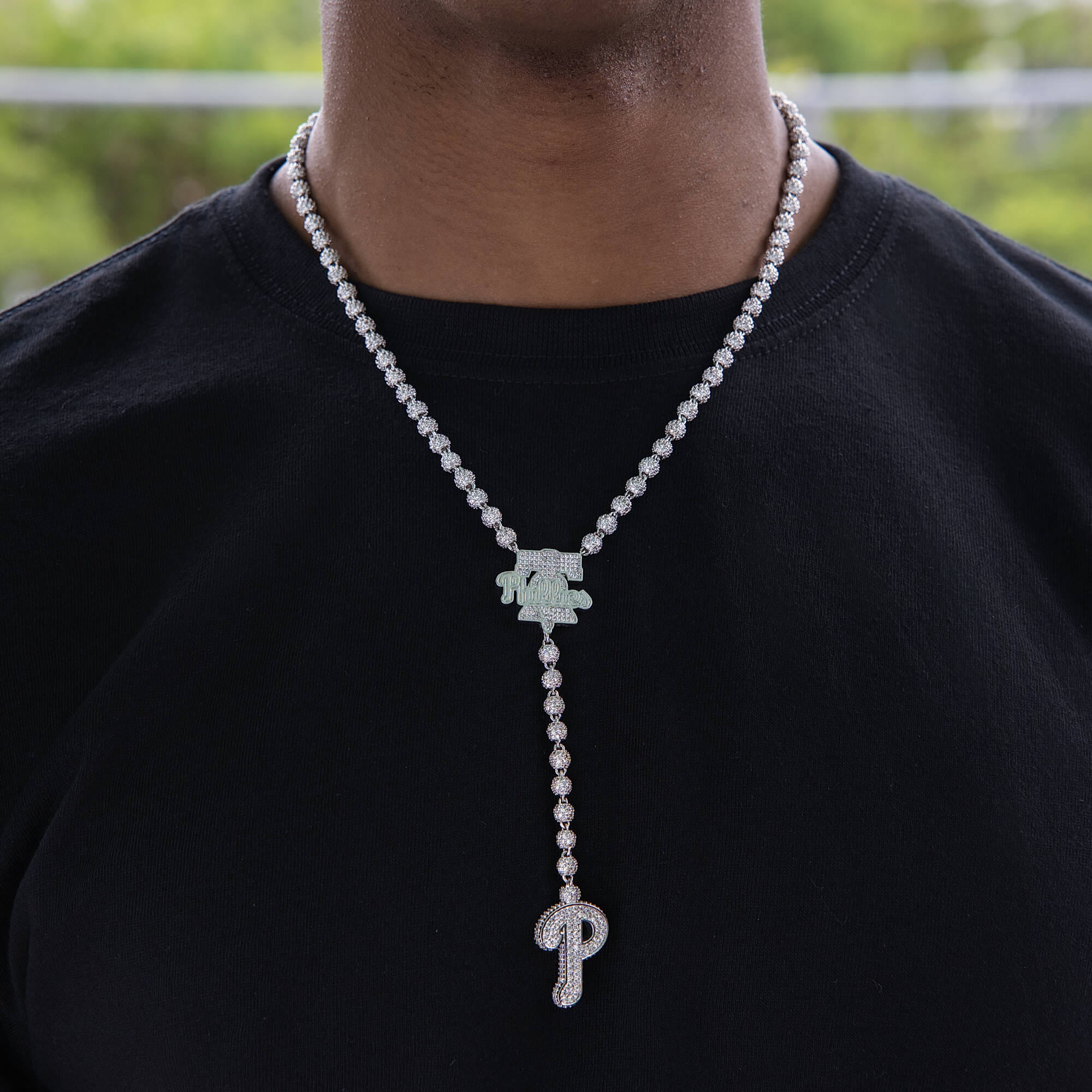 GLD Men Philadelphia Phillies Official MLB Lariat Necklace in White Gold