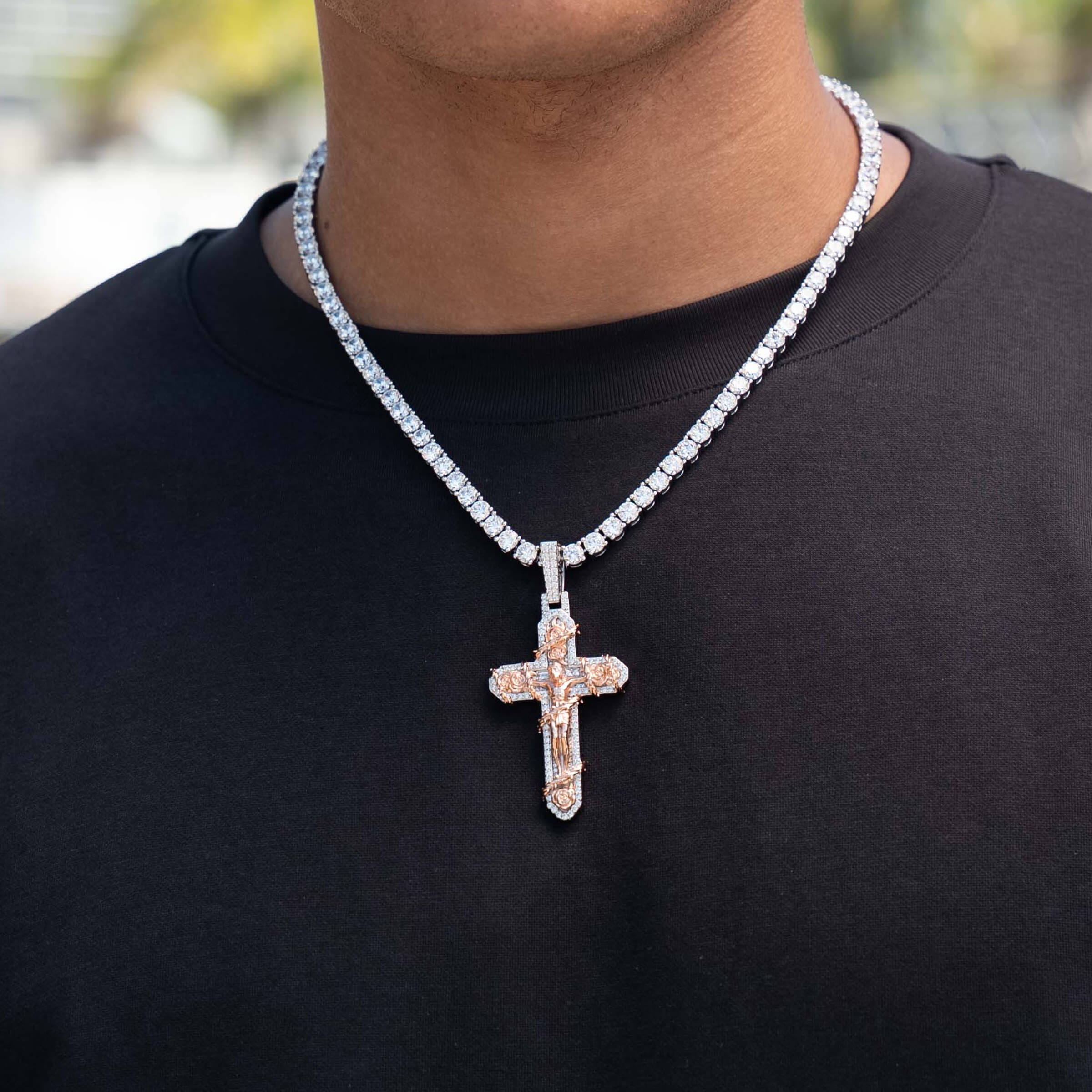 GLD Men Large Diamond Rose Thorn Crucifix Pendant in White Gold