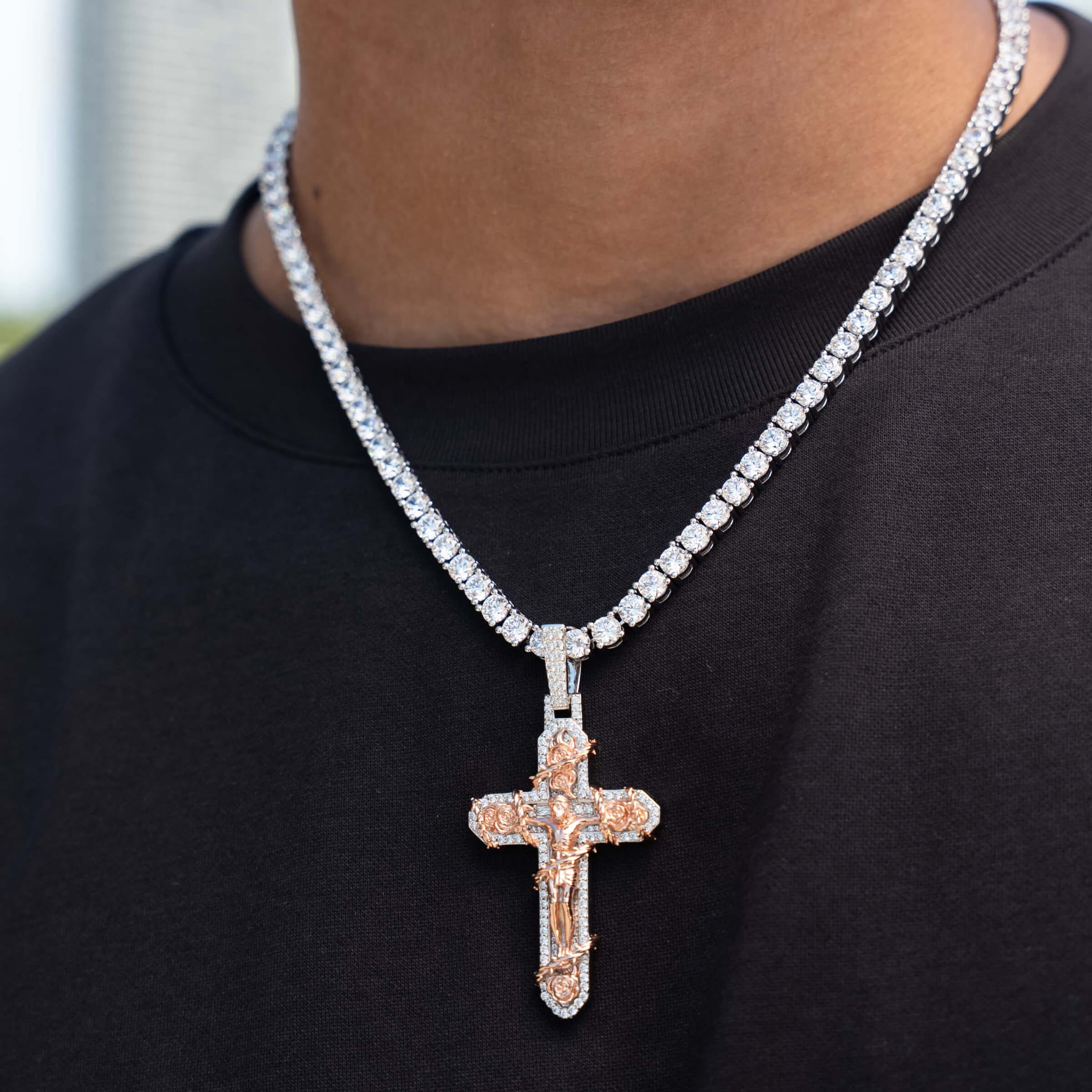 GLD Men Large Diamond Rose Thorn Crucifix Pendant in White Gold