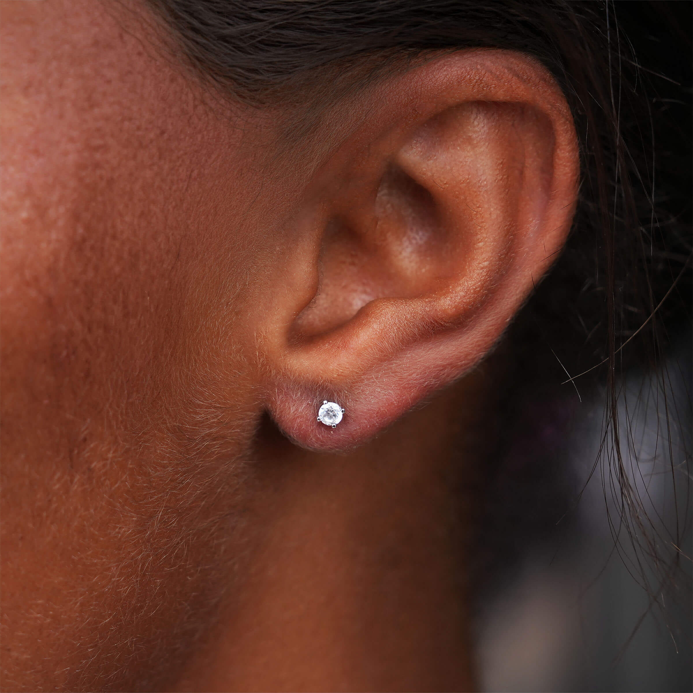 GLD Women Round Cut Stud Earring in White Gold - 3 mm