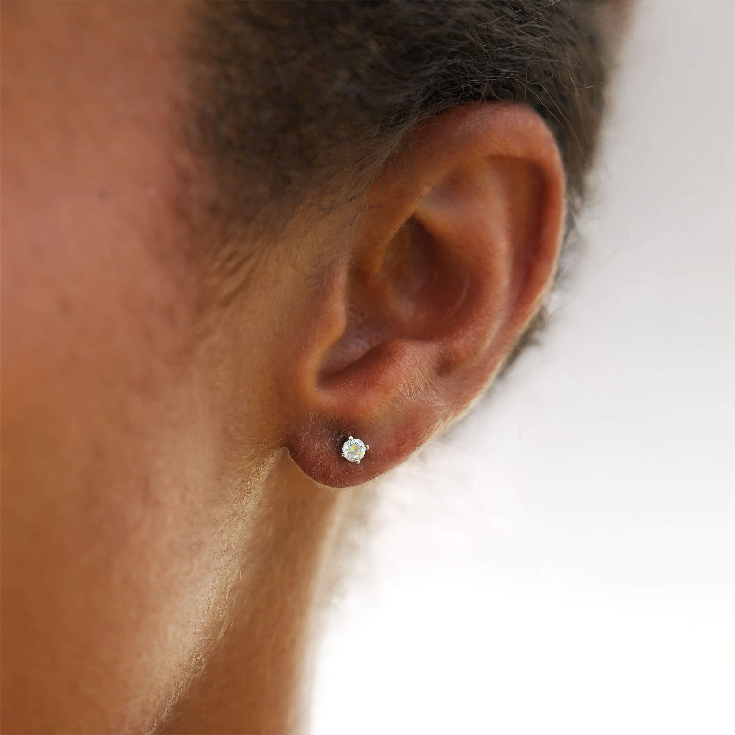 GLD Women Round Cut Stud Earring in White Gold - 3 mm