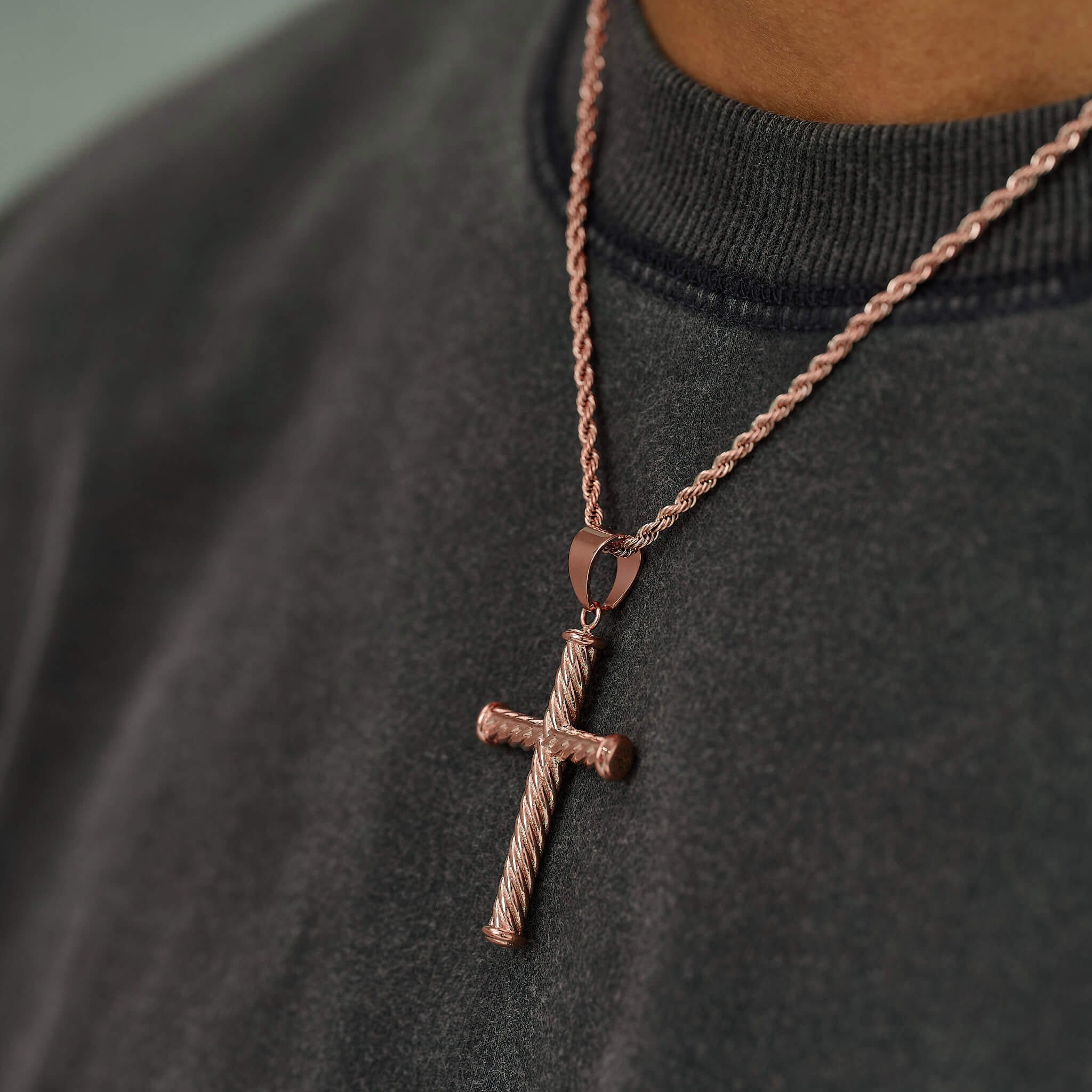 GLD Men Twisted Rope Pendant in Rose Gold