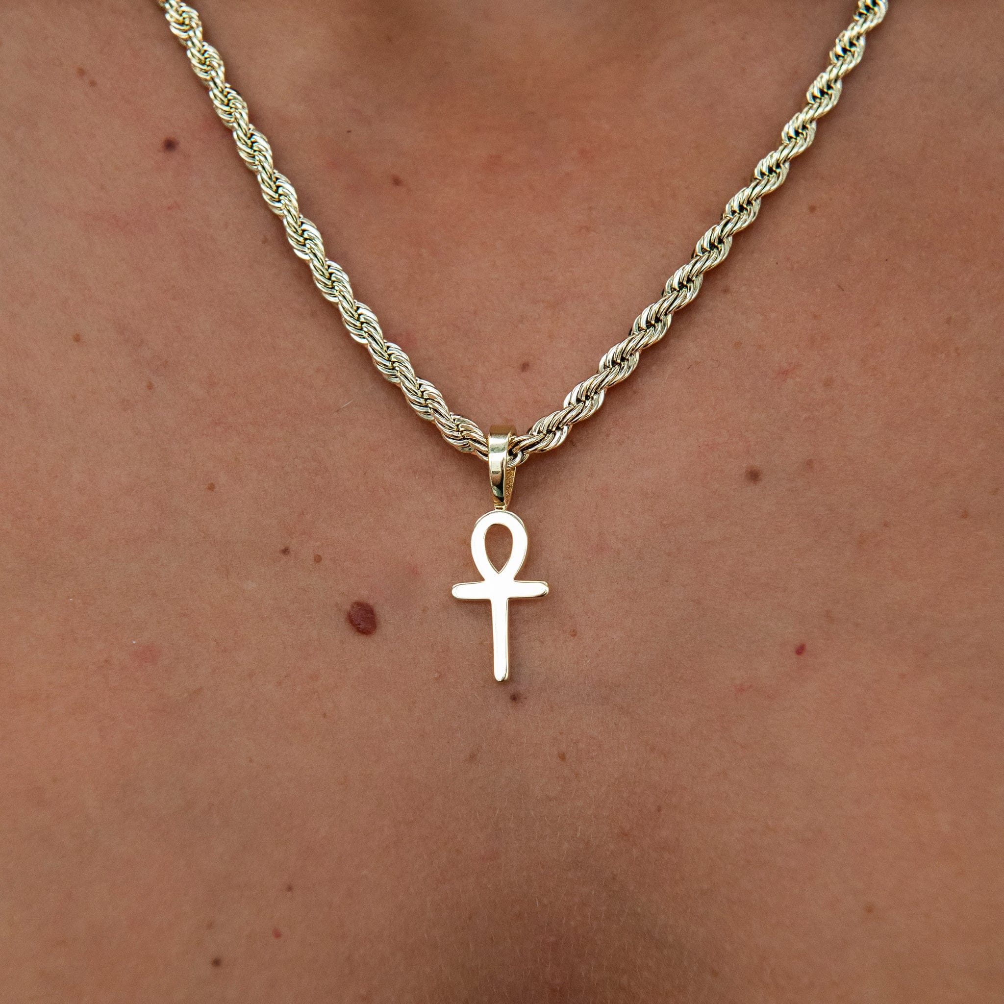 GLD Women Micro Simple Ankh Cross Pendant in Yellow Gold
