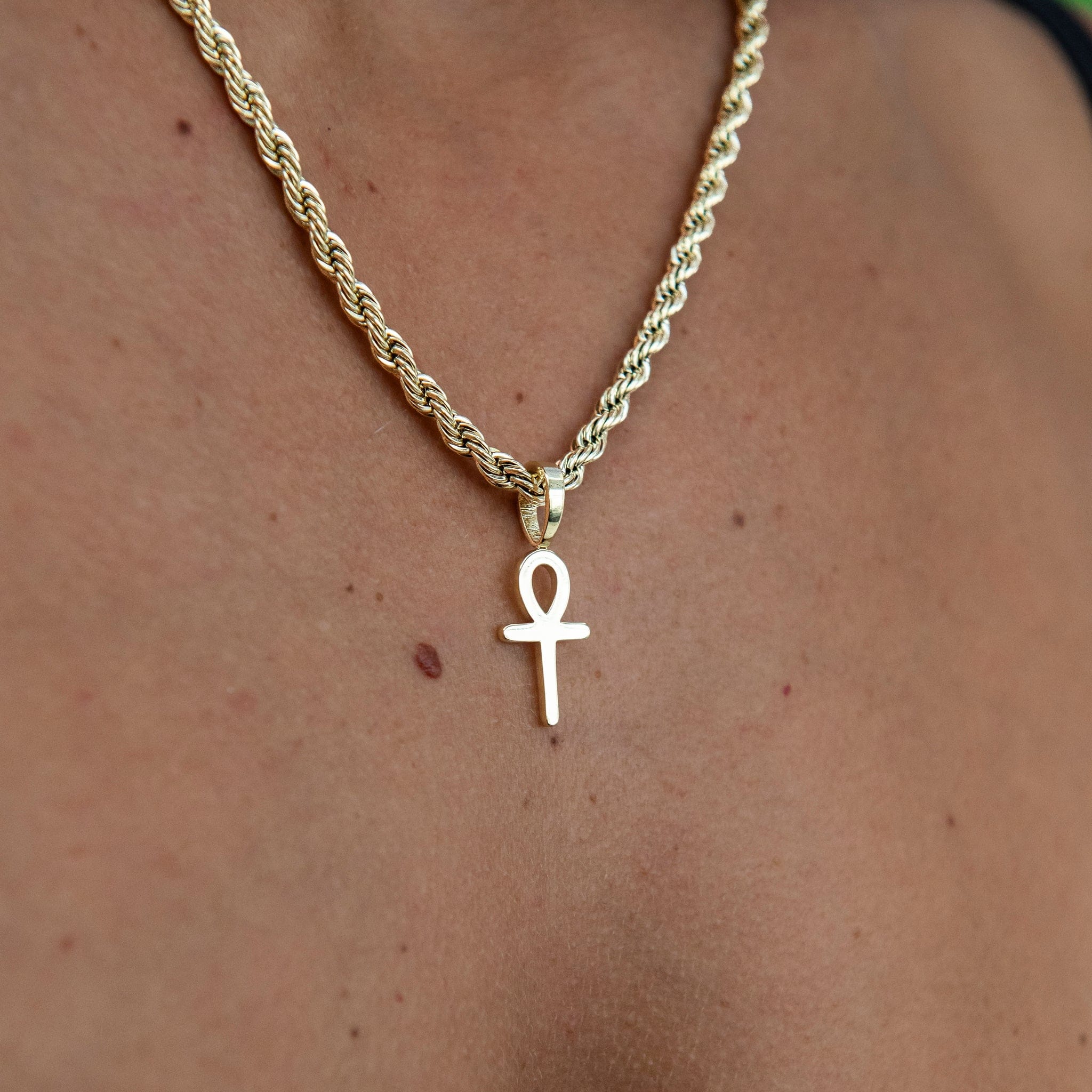 GLD Women Micro Simple Ankh Cross Pendant in Yellow Gold