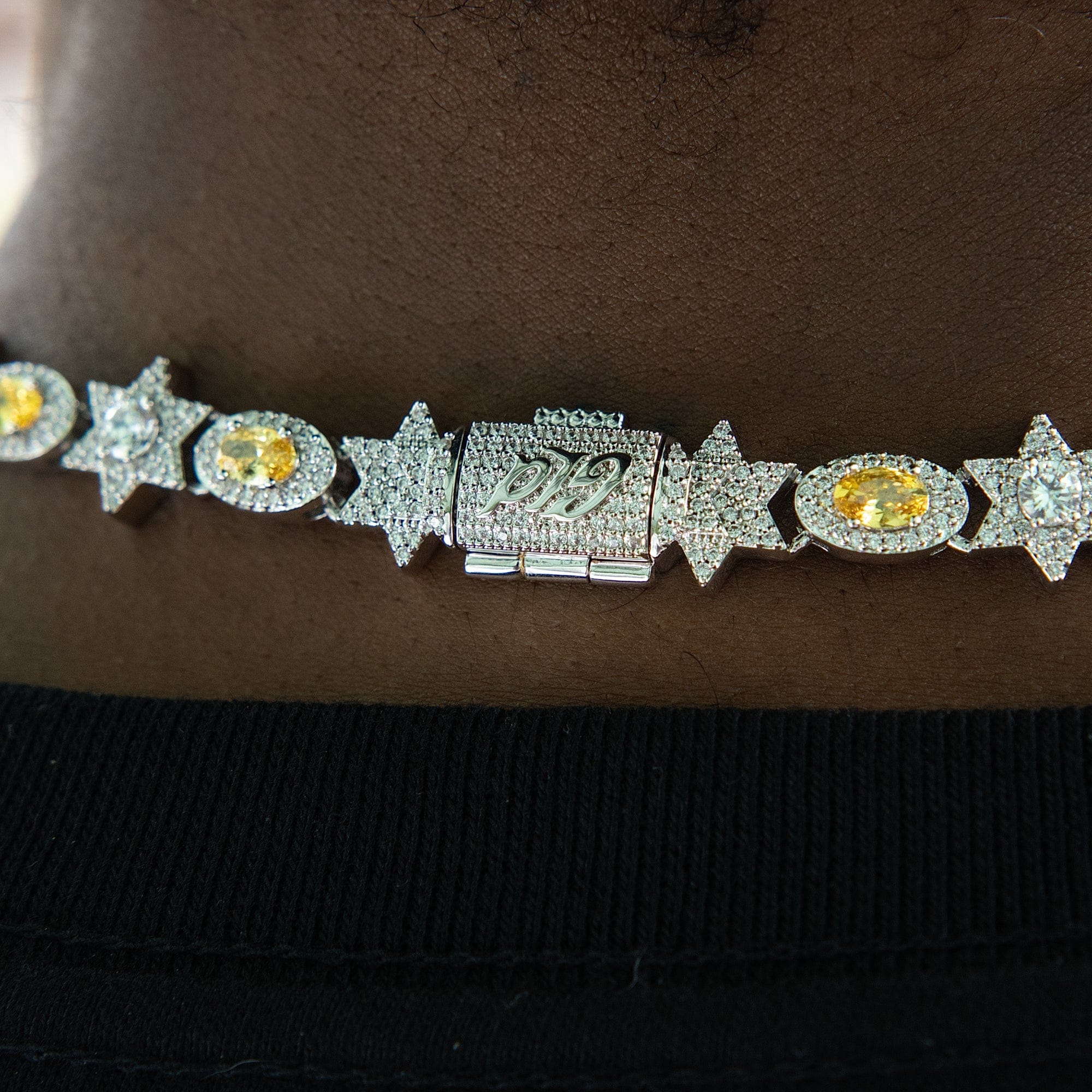 GLD Men Iced Canary Star Oval Chain in White Gold - 12 mm