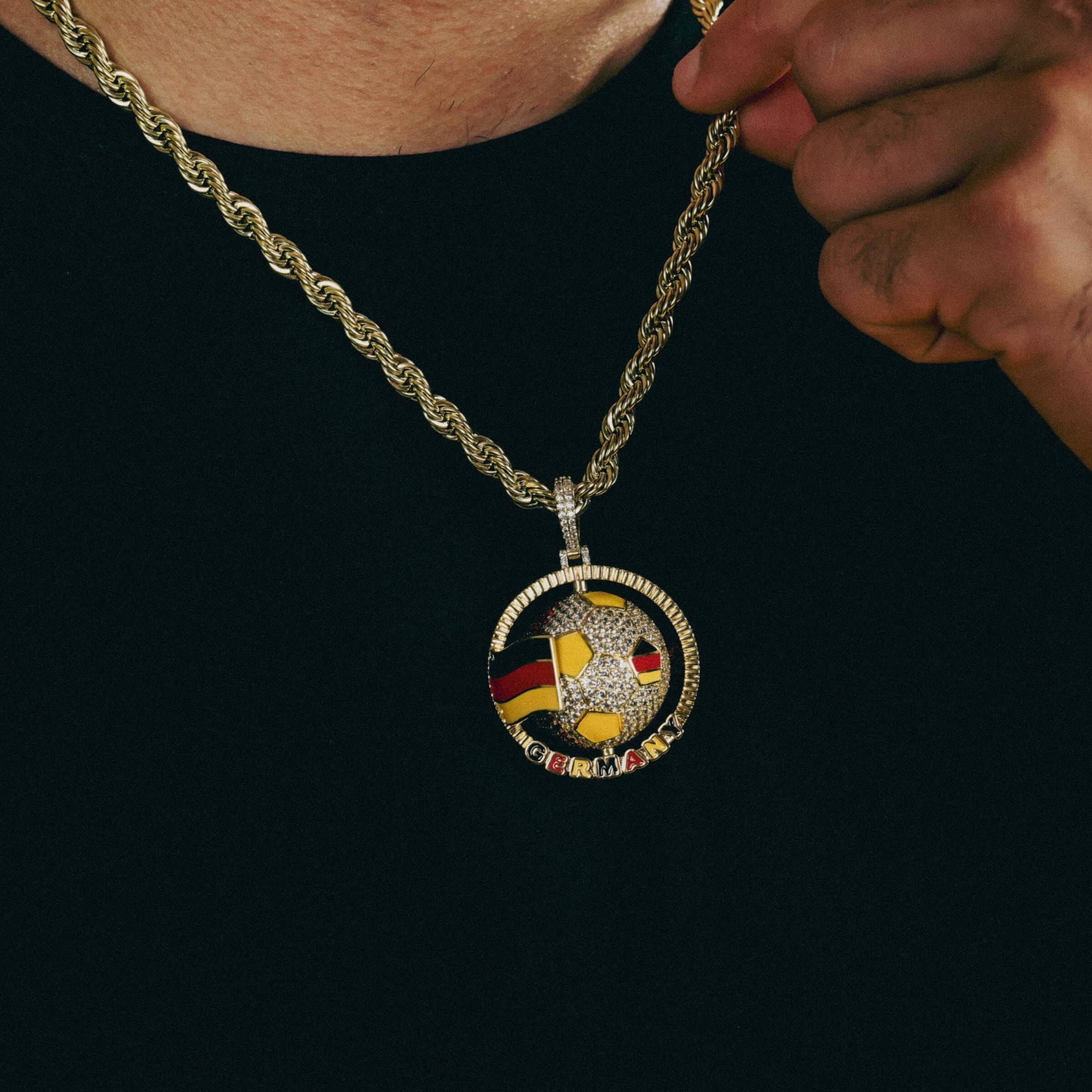 GLD Men Diamond Germany Spinning Globe Flag Pendant in Yellow Gold