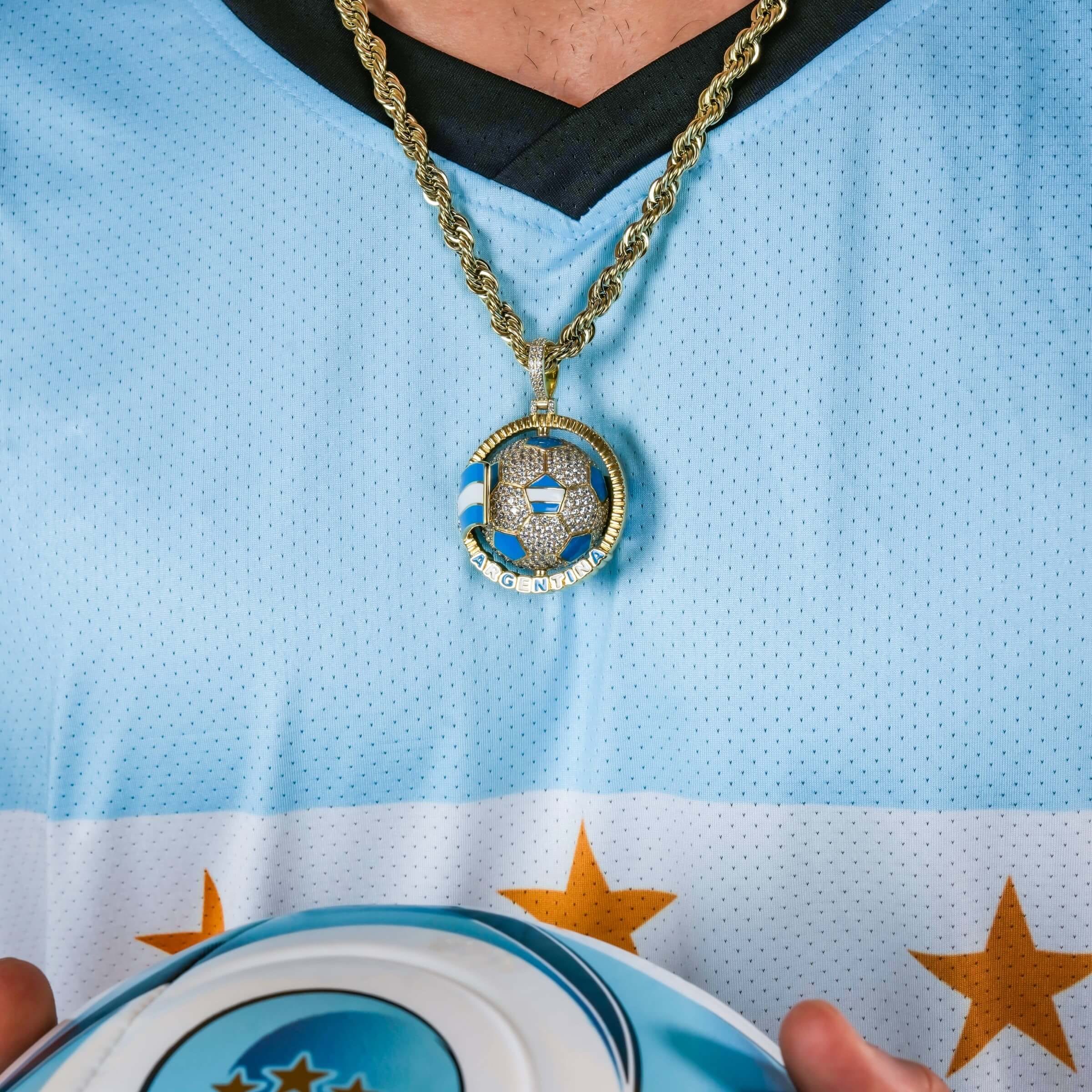 GLD Men Diamond Argentina Spinning Globe Flag Pendant in Yellow Gold