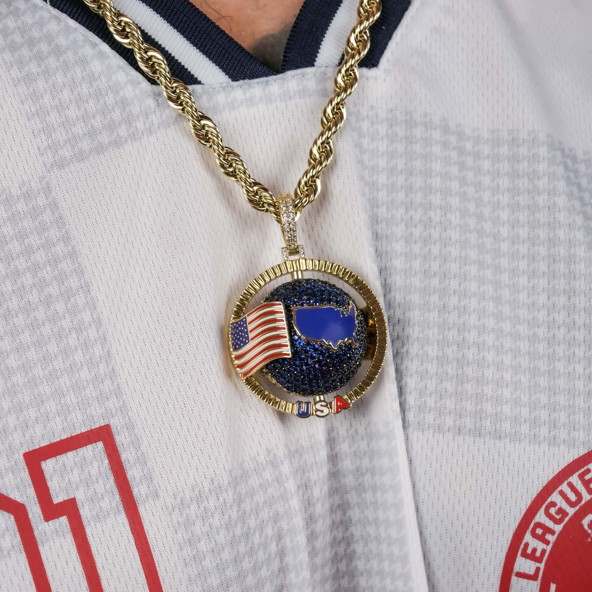 GLD Men Diamond USA Spinning Globe Flag Pendant in Yellow Gold