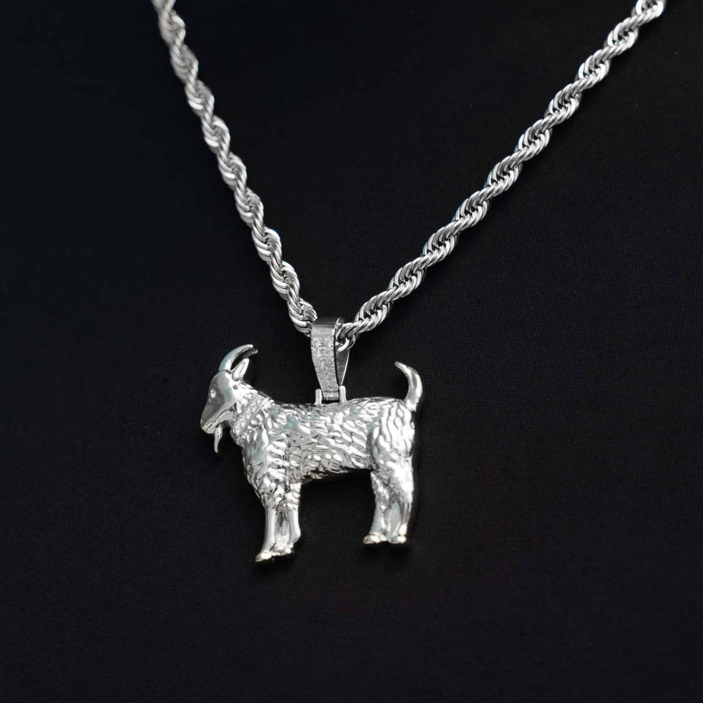 GLD Women Simple Goat Pendant in White Gold