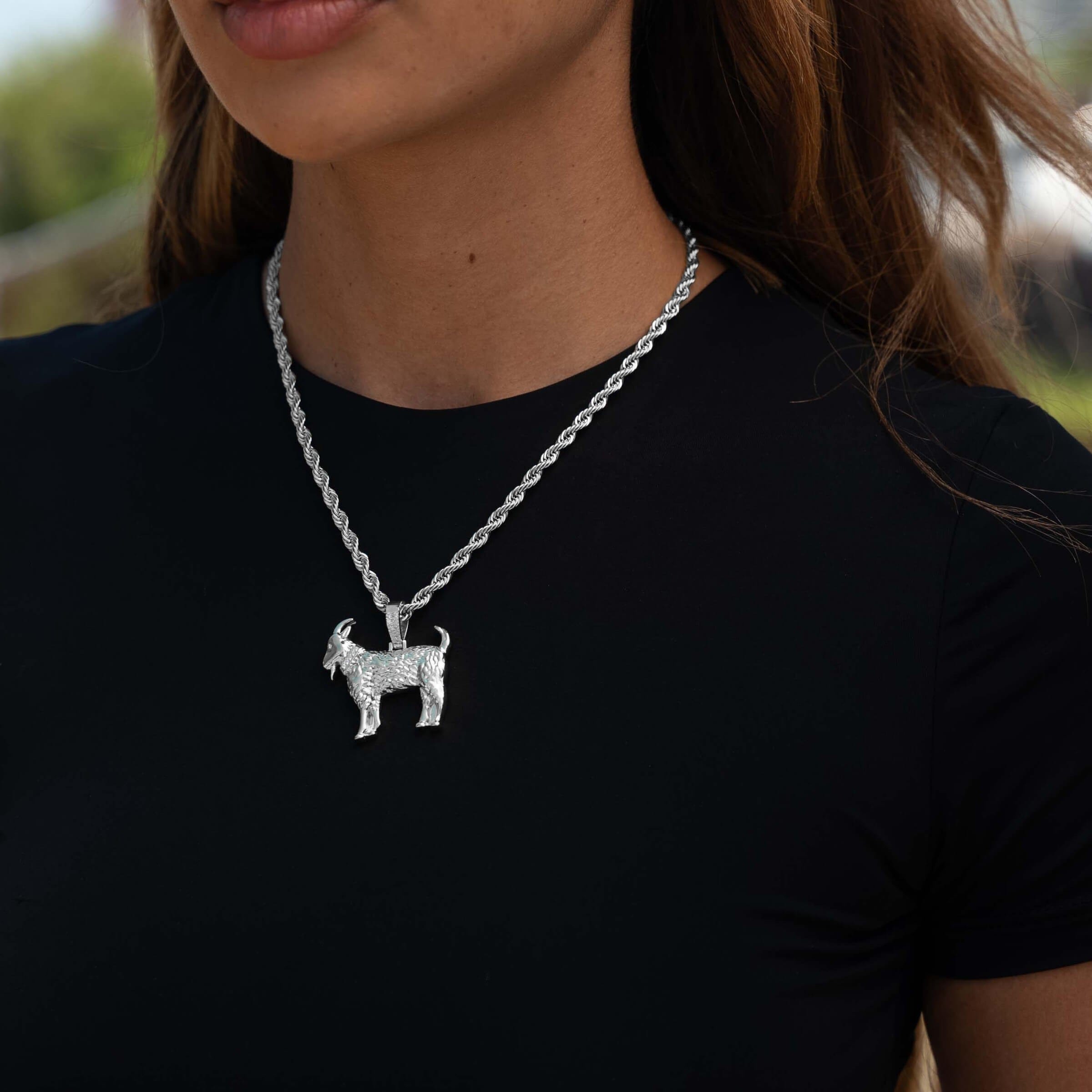 GLD Women Simple Goat Pendant in White Gold