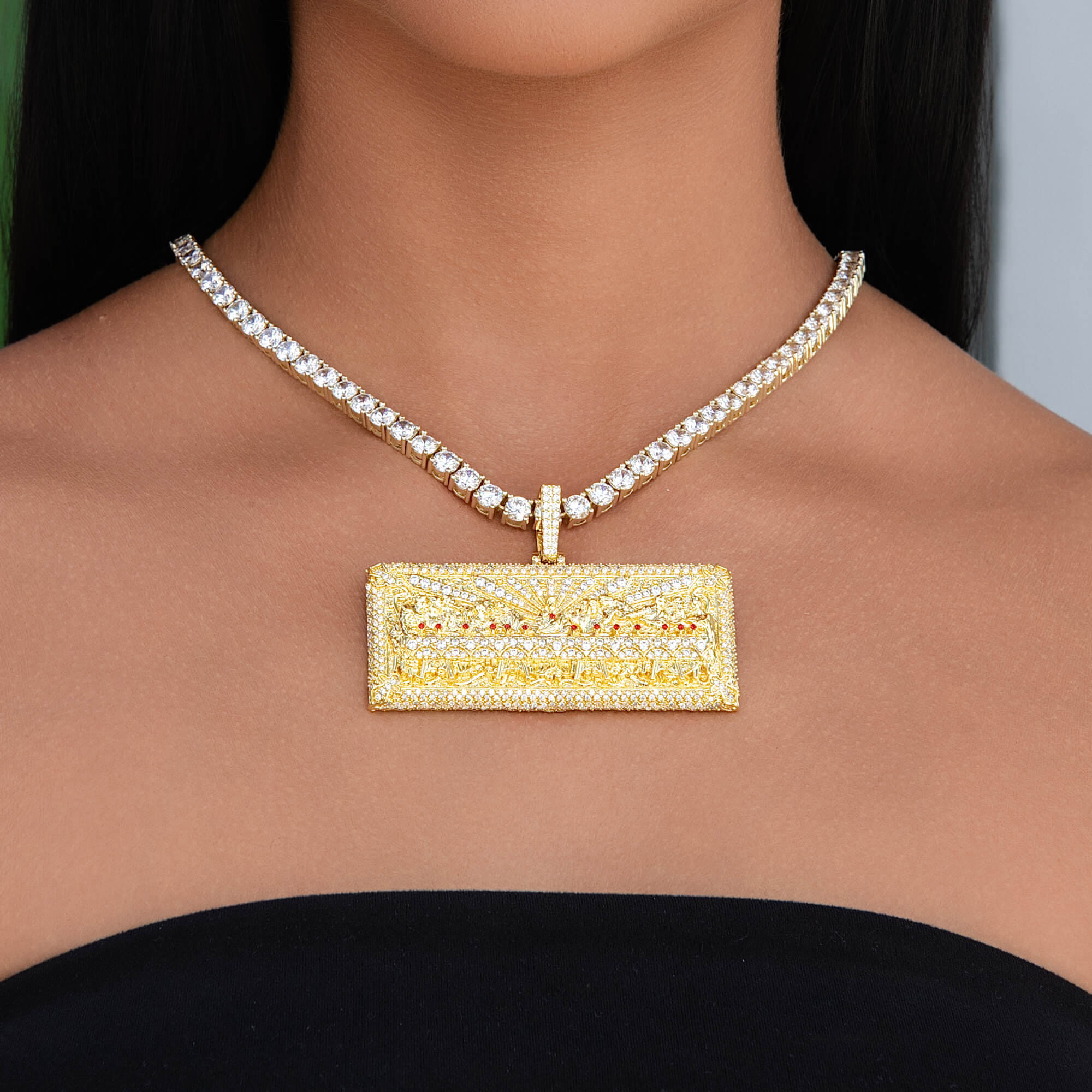 GLD Women Large Iced The Last Supper Pendant in Yellow Gold