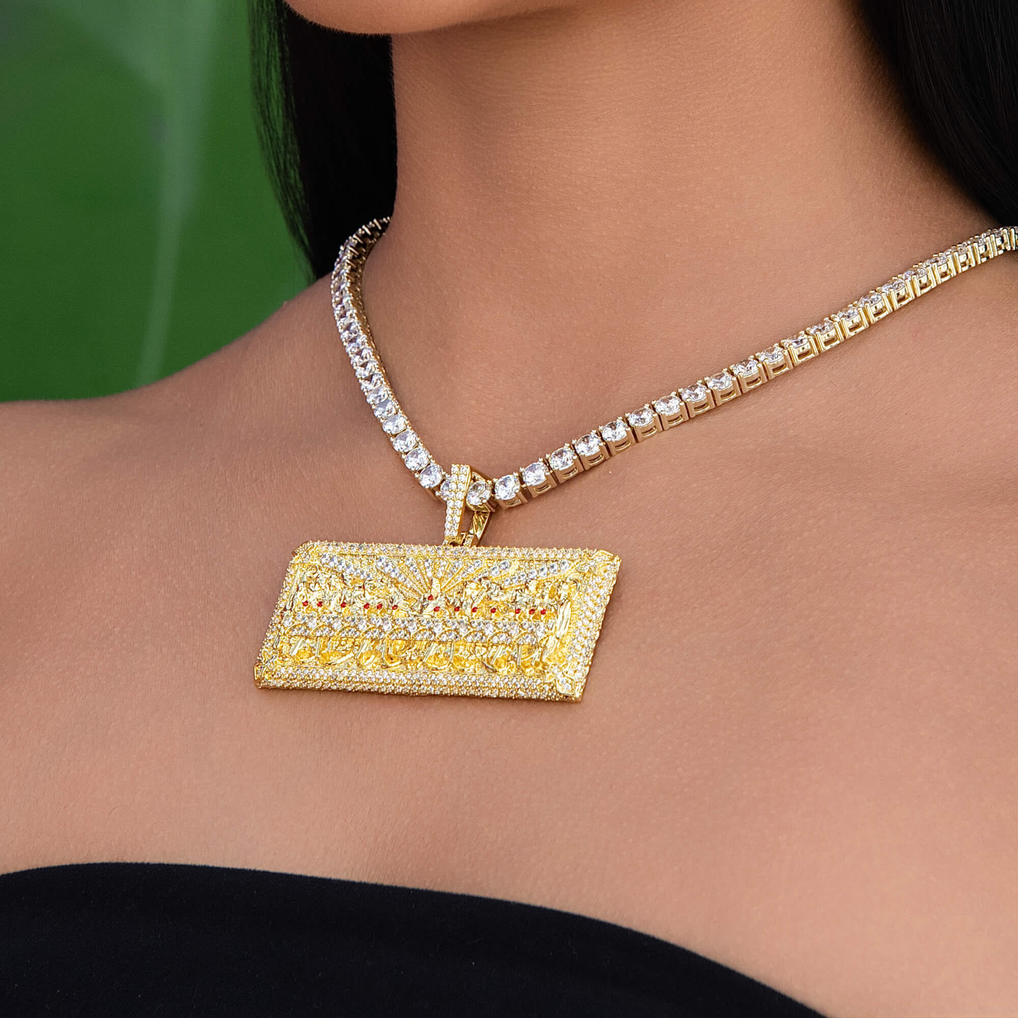 GLD Women Large Iced The Last Supper Pendant in Yellow Gold