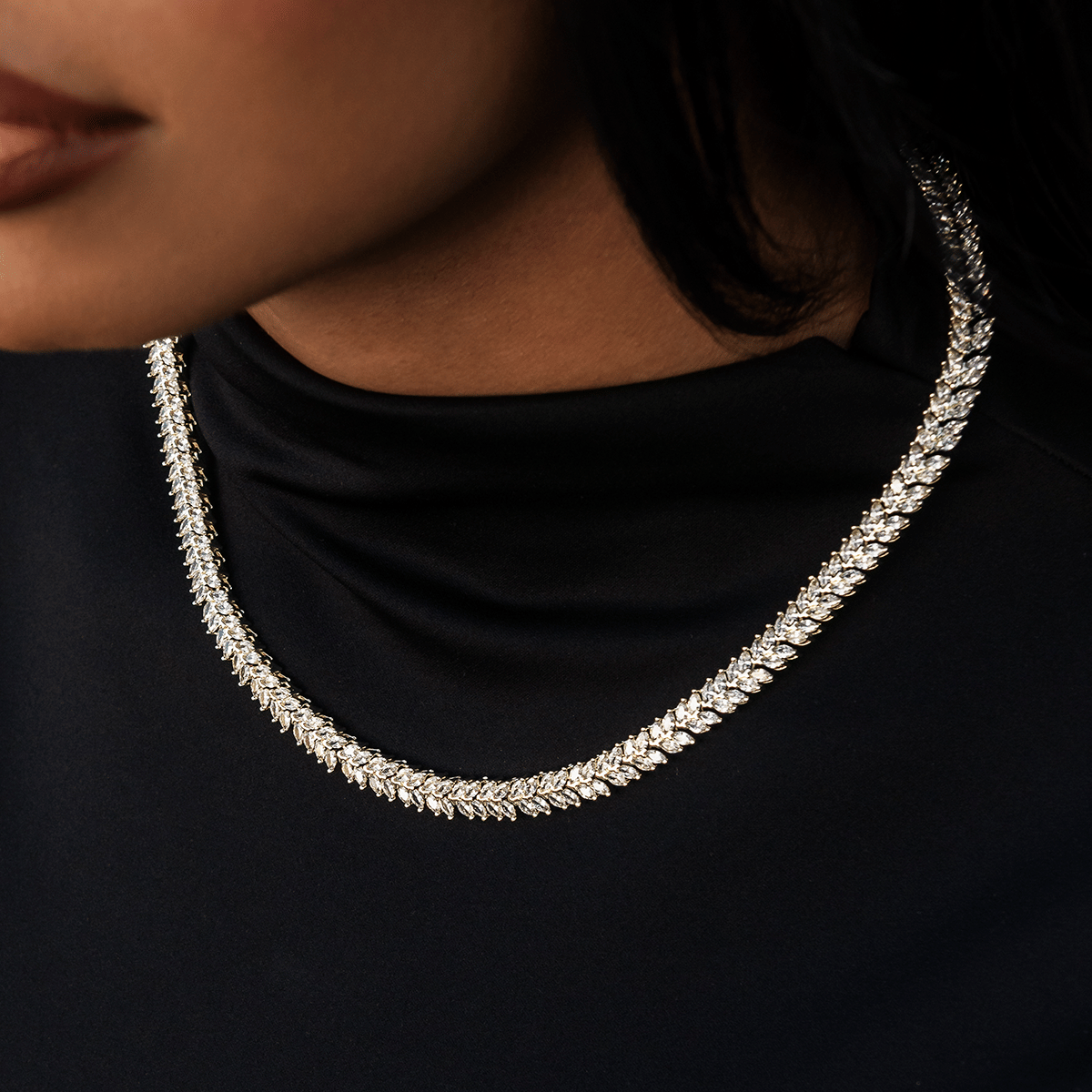 GLD PROMO - WOMEN Iced Herringbone Necklace in Yellow Gold - 7 mm