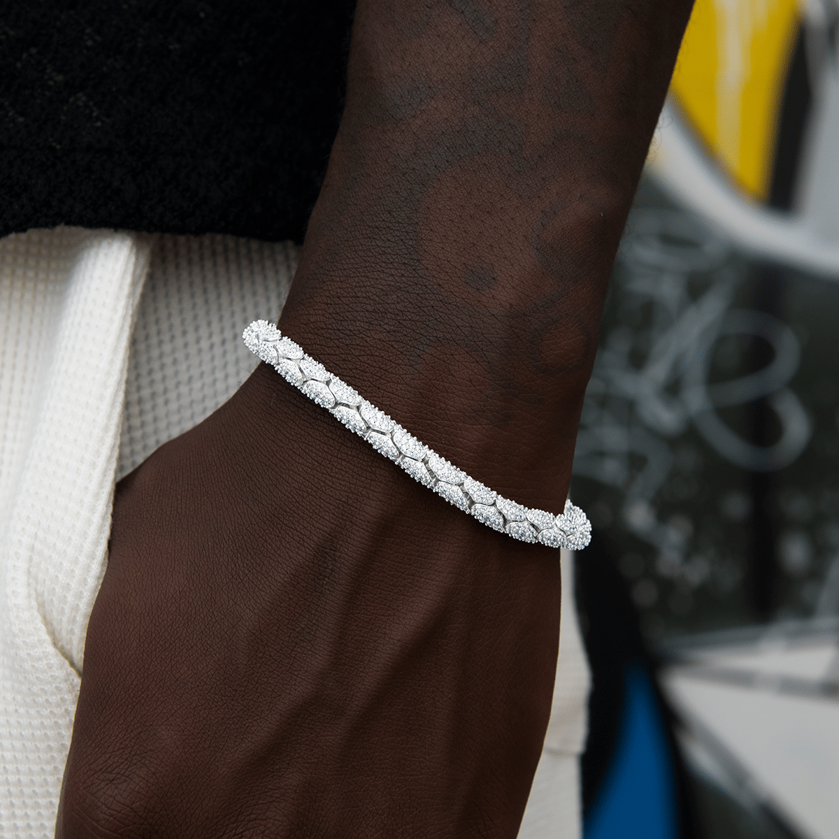 GLD PROMO Diamond Pave Snake Link Bracelet in White Gold - 6 mm