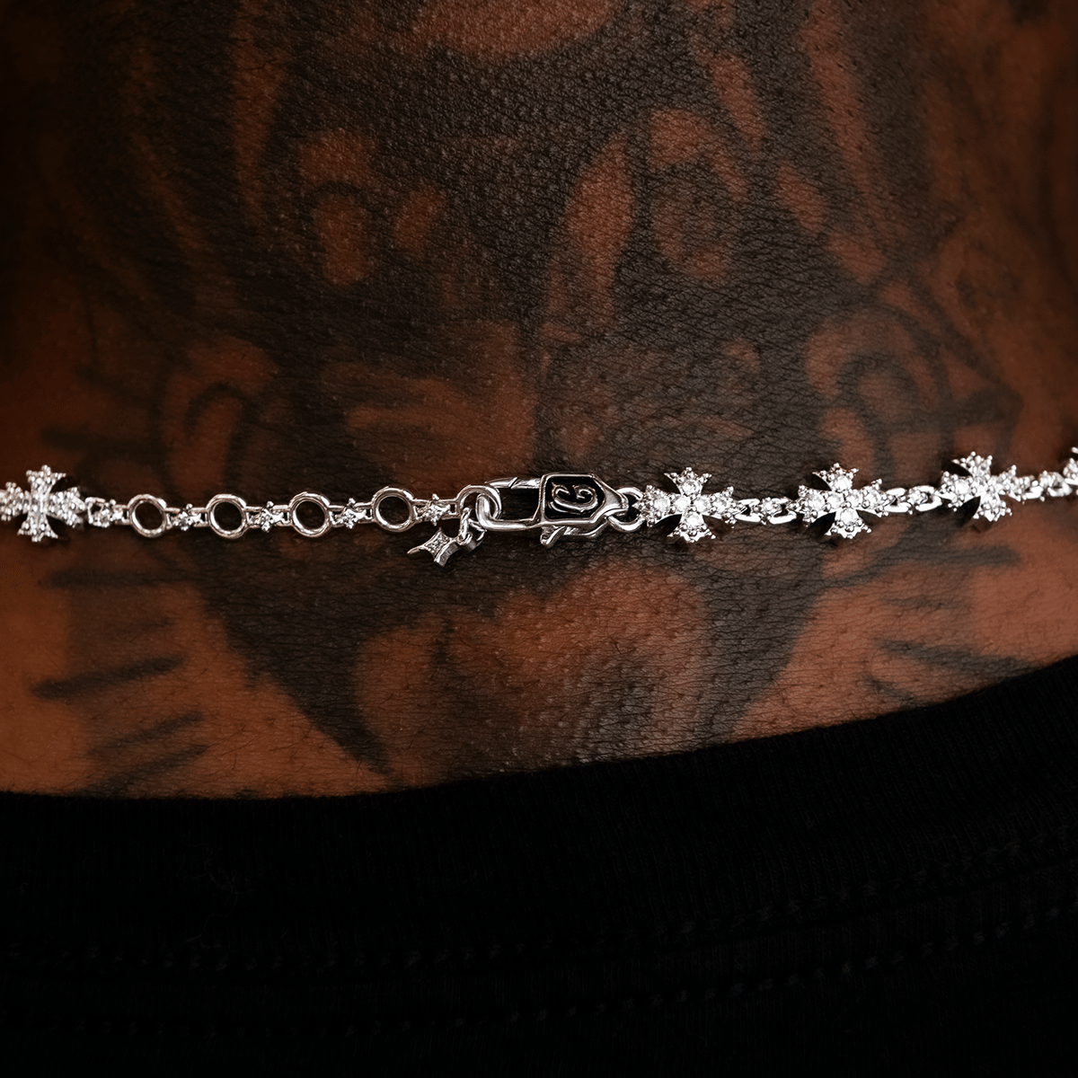 GLD Men Flared Cross Rosary Chain in White Gold - 8 mm