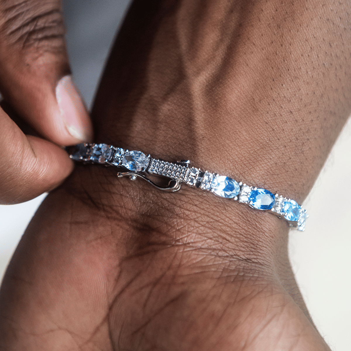 GLD Men Blue Mixed Oval Cut Tennis Bracelet - 5 mm