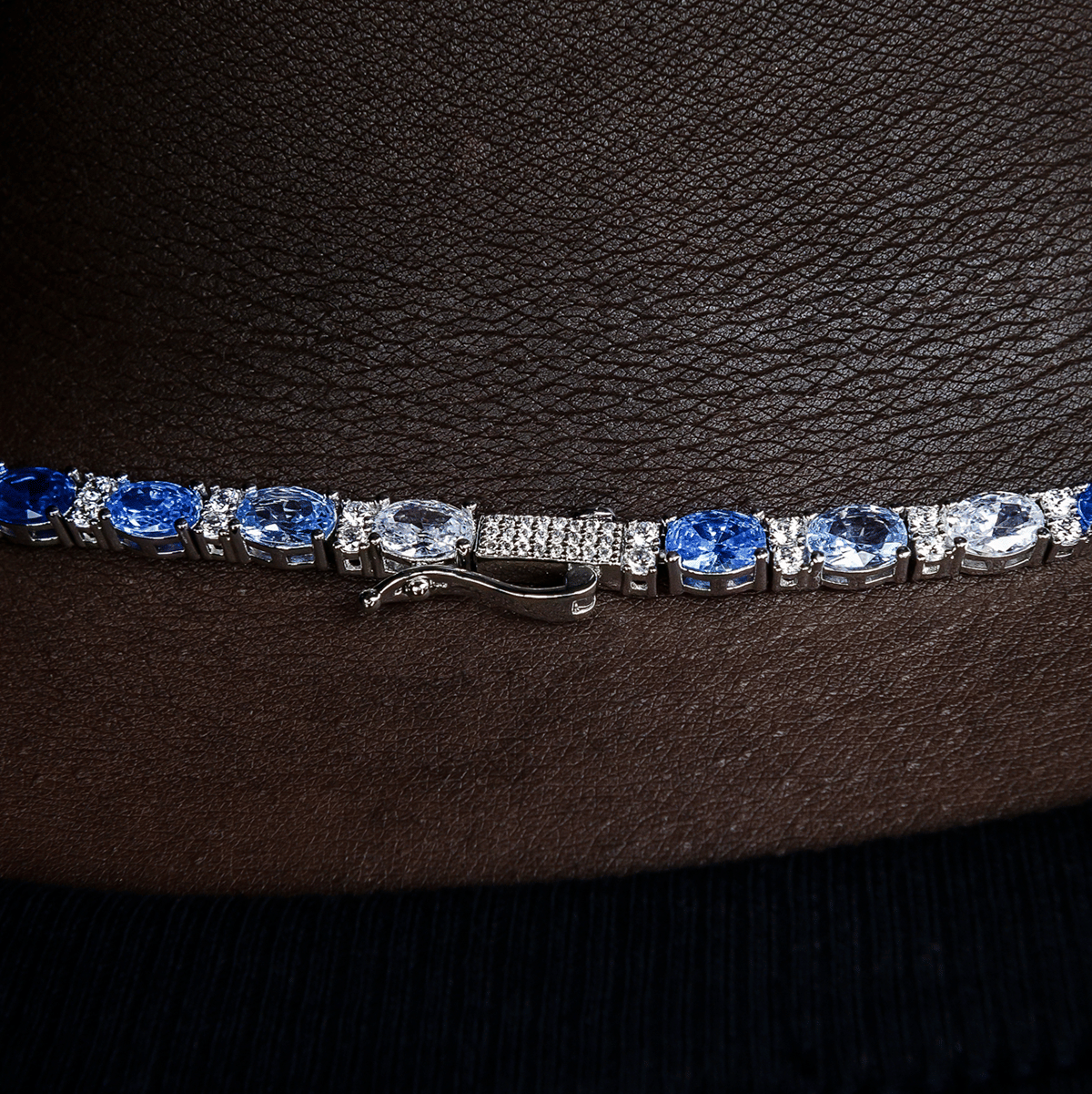 GLD Men Blue Mixed Oval Cut Tennis Chain in White Gold - 5 mm