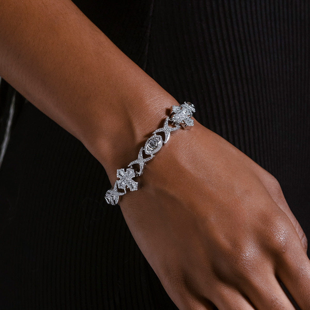 GLD Women Baguette Cross Evil Eye Bracelet