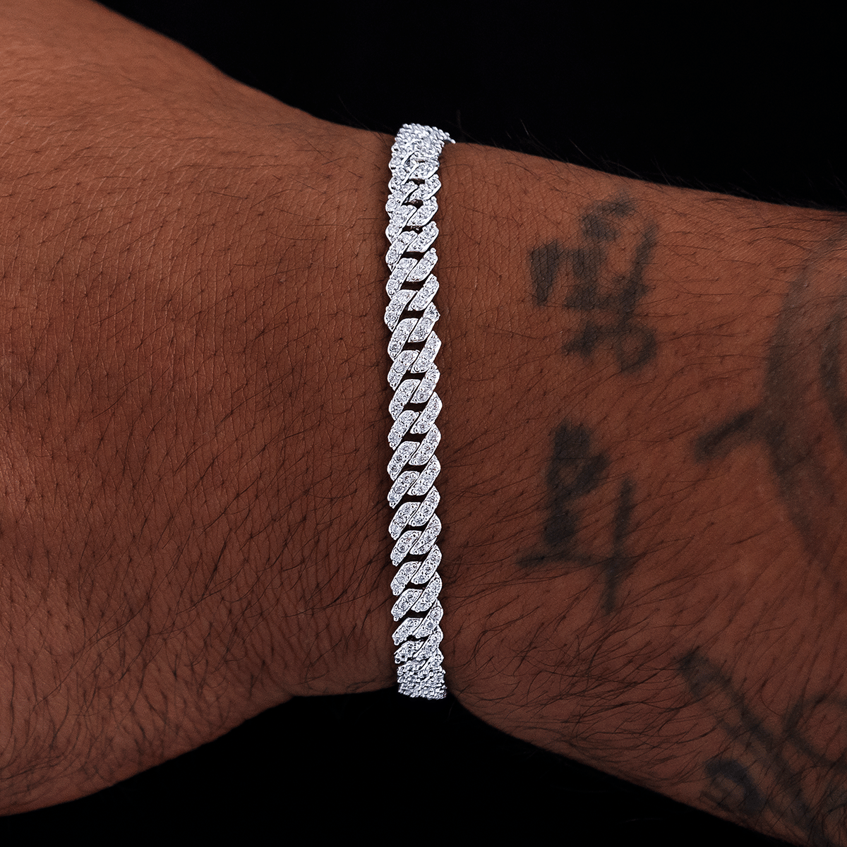 GLD Men Micro Diamond Prong Cuban Bracelet in White Gold - 6 mm