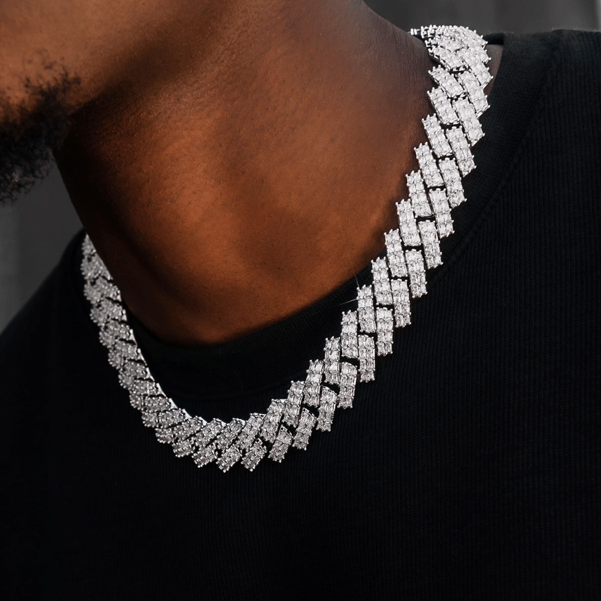 GLD Men Baguette Prong Set Cuban Chain in White Gold - 19 mm