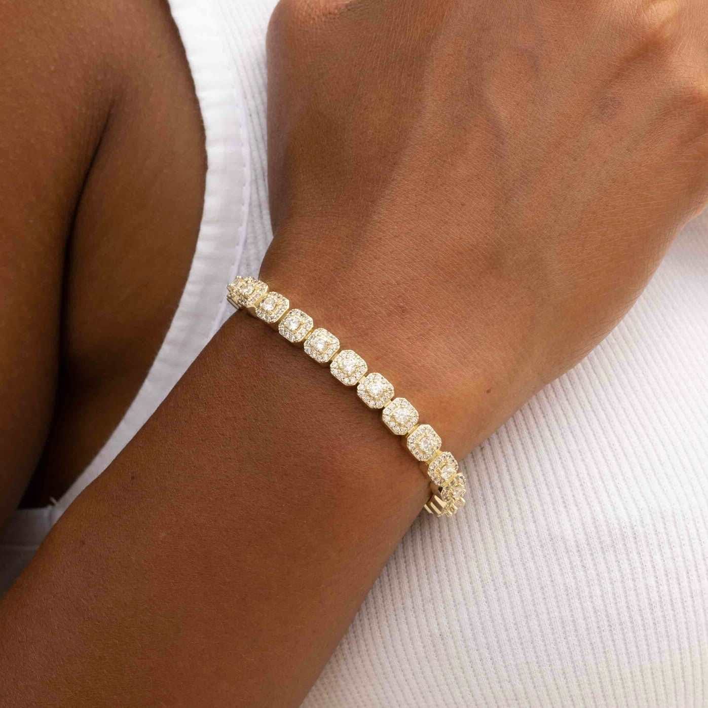 GLD Women Micro Clustered Tennis Bracelet - Yellow Gold