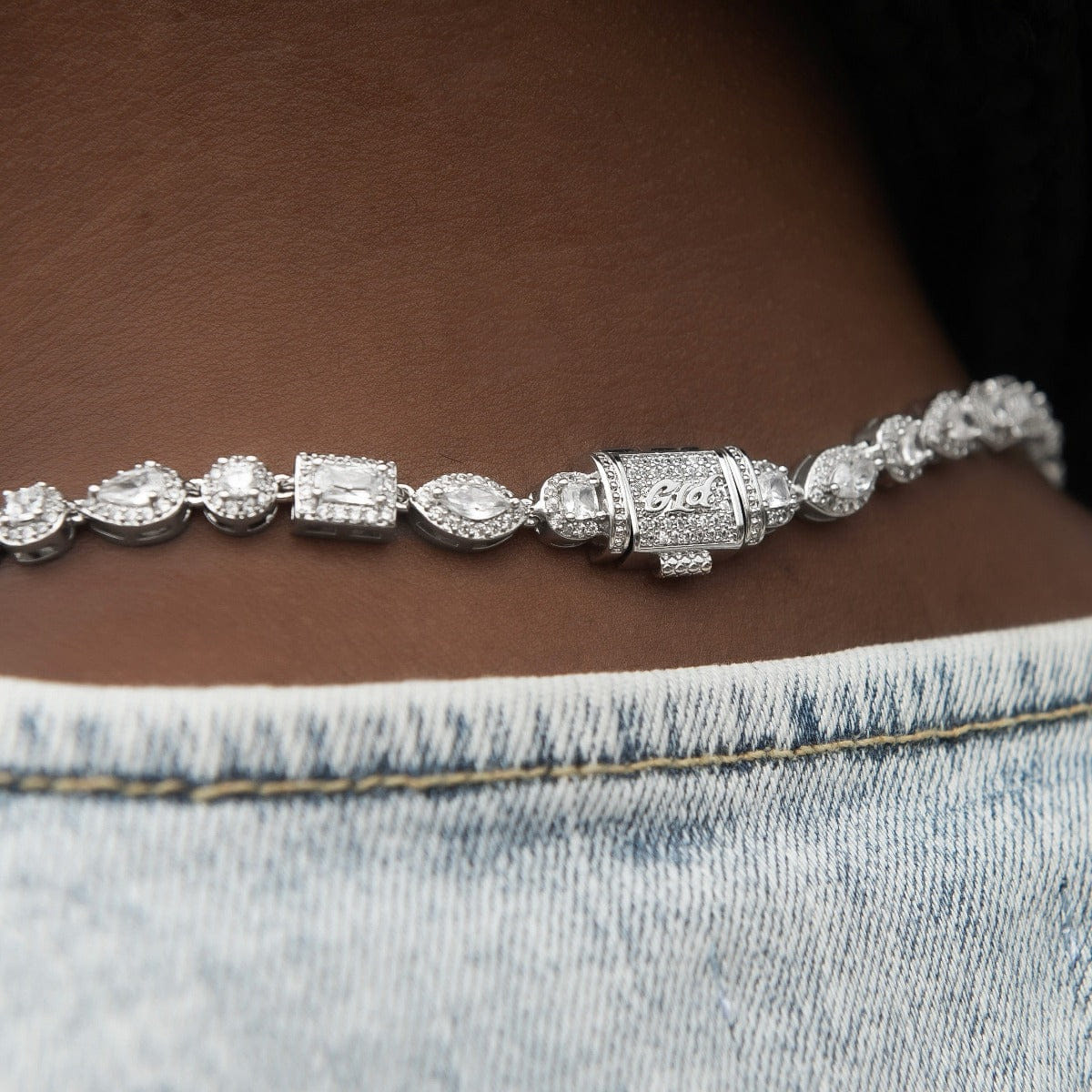GLD Women Mixed Diamond Pave Necklace in White Gold